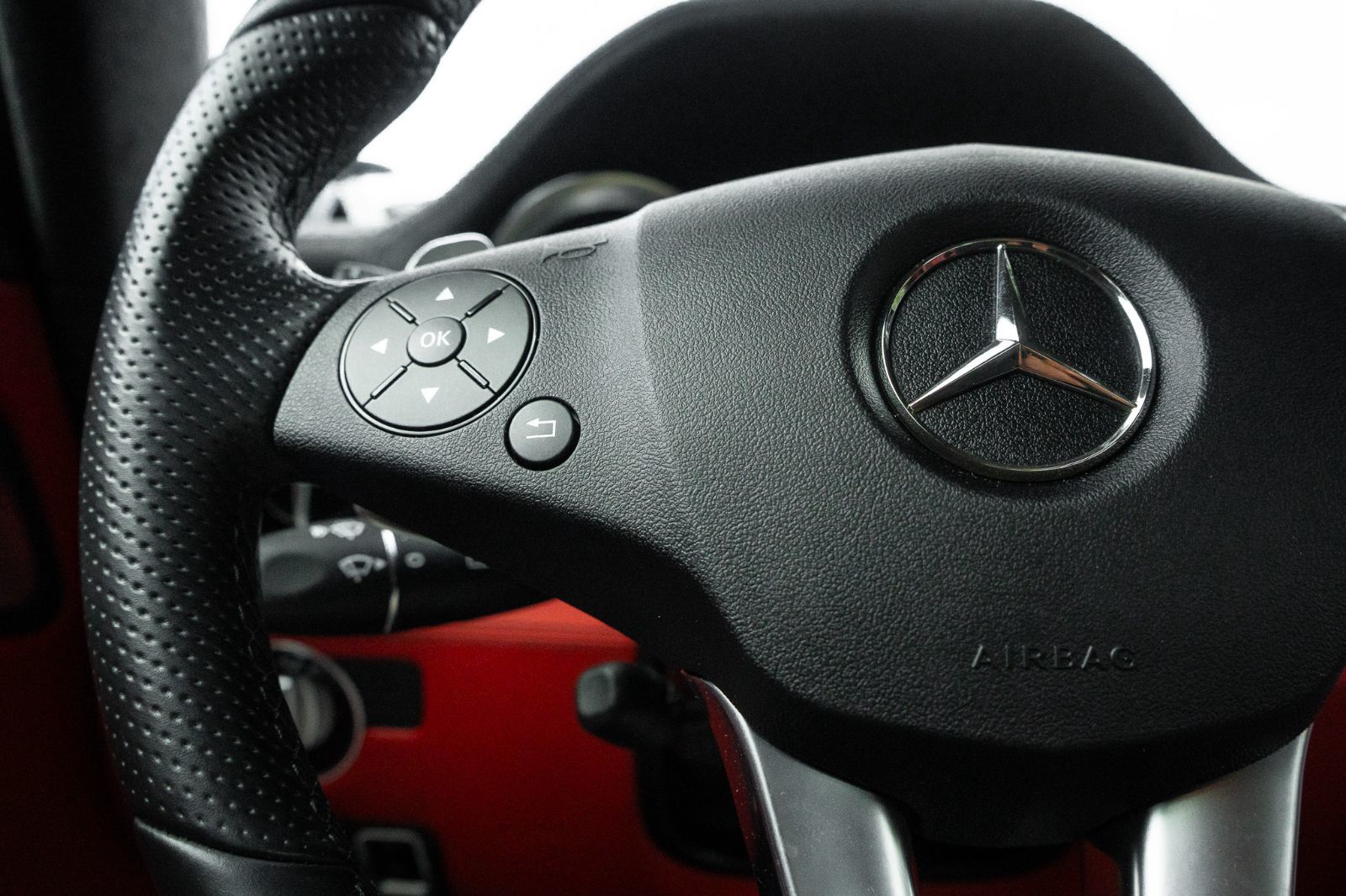 2011 Mercedes-Benz SLS AMG-8