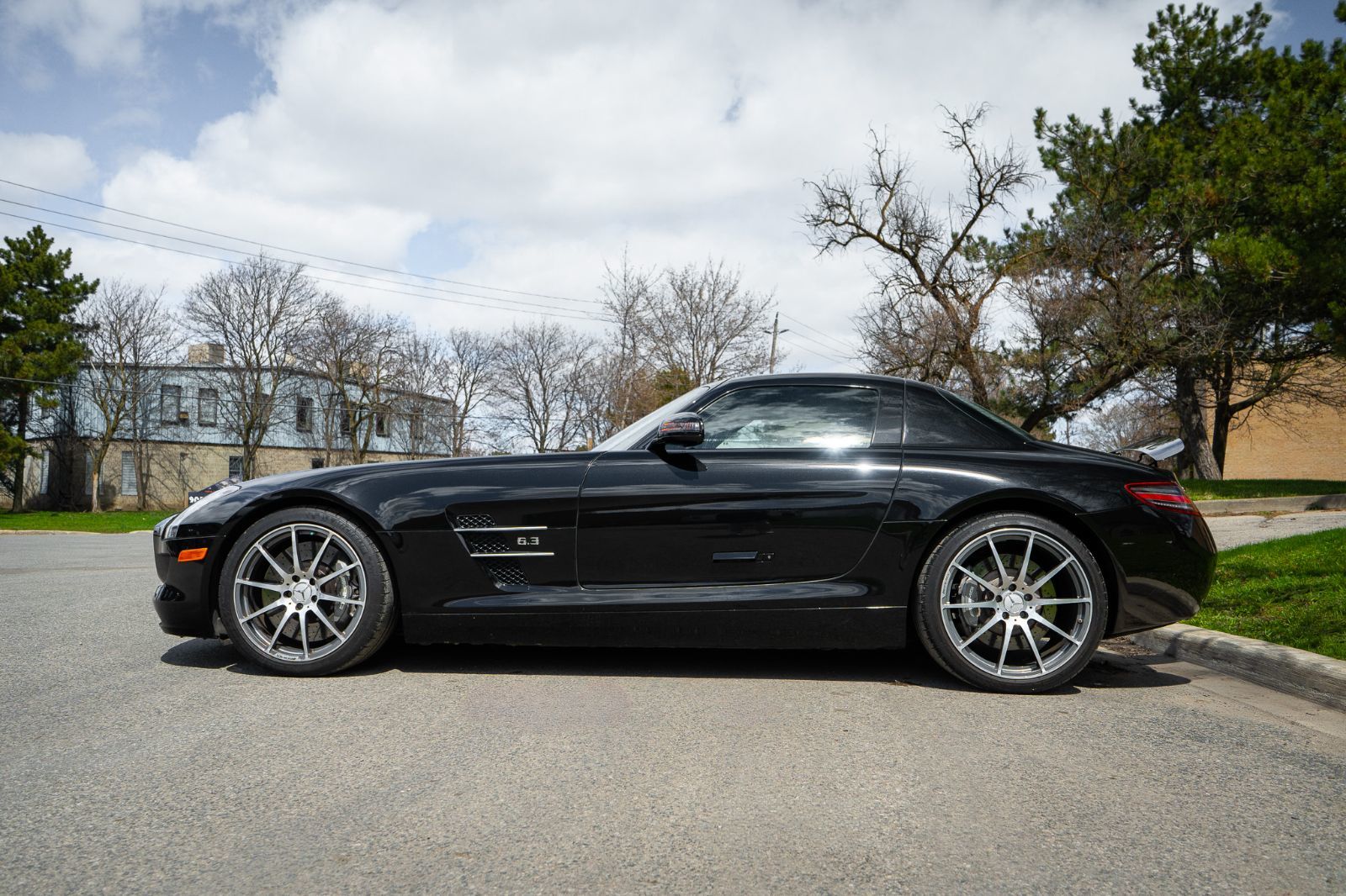2011 Mercedes-Benz SLS AMG-34