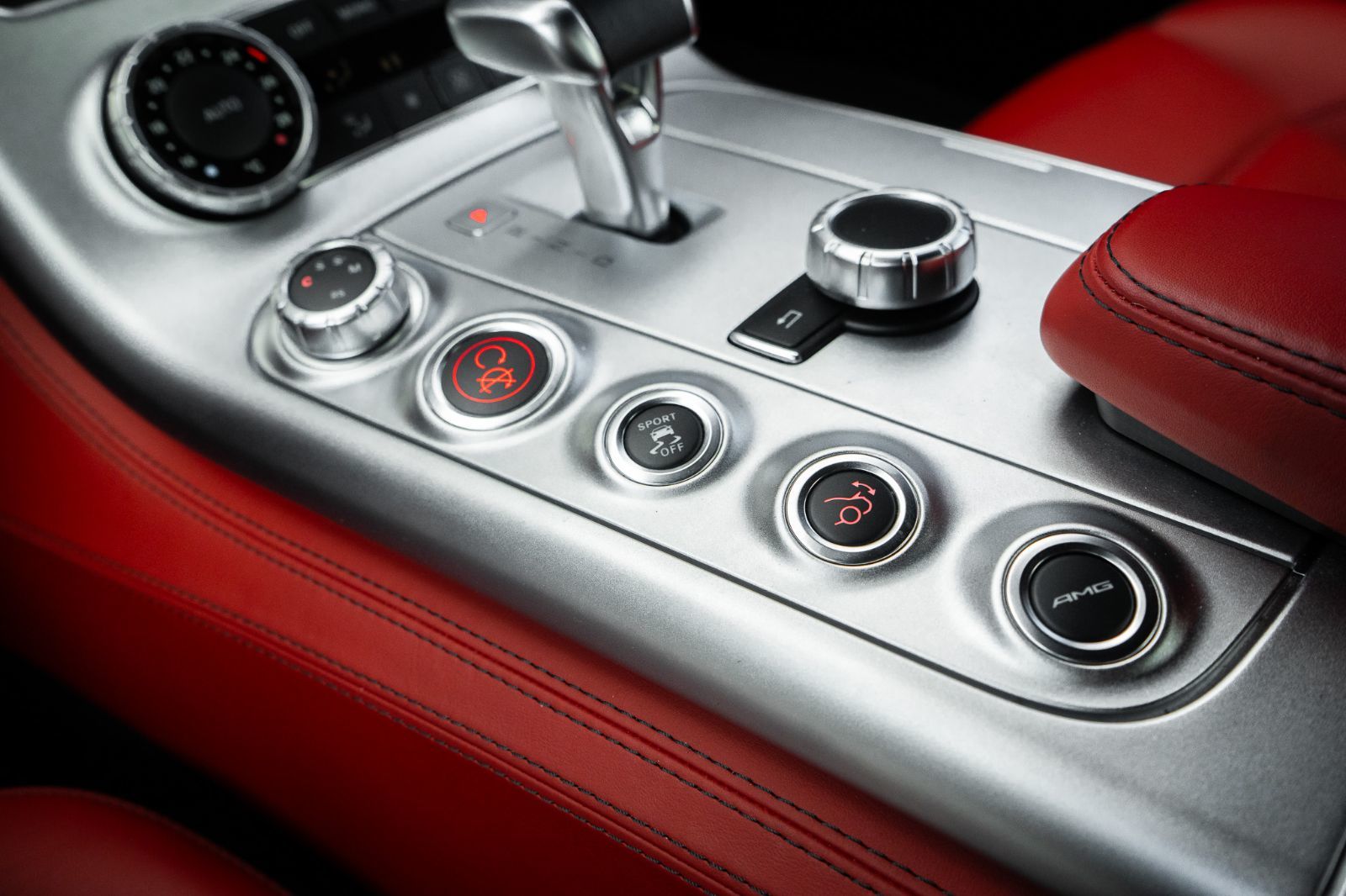 2011 Mercedes-Benz SLS AMG-16