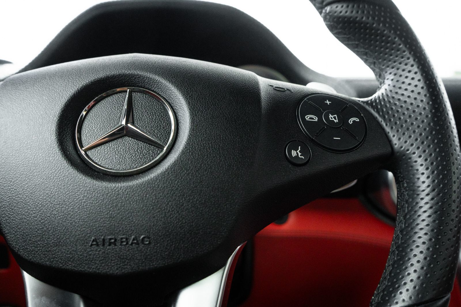 2011 Mercedes-Benz SLS AMG-9