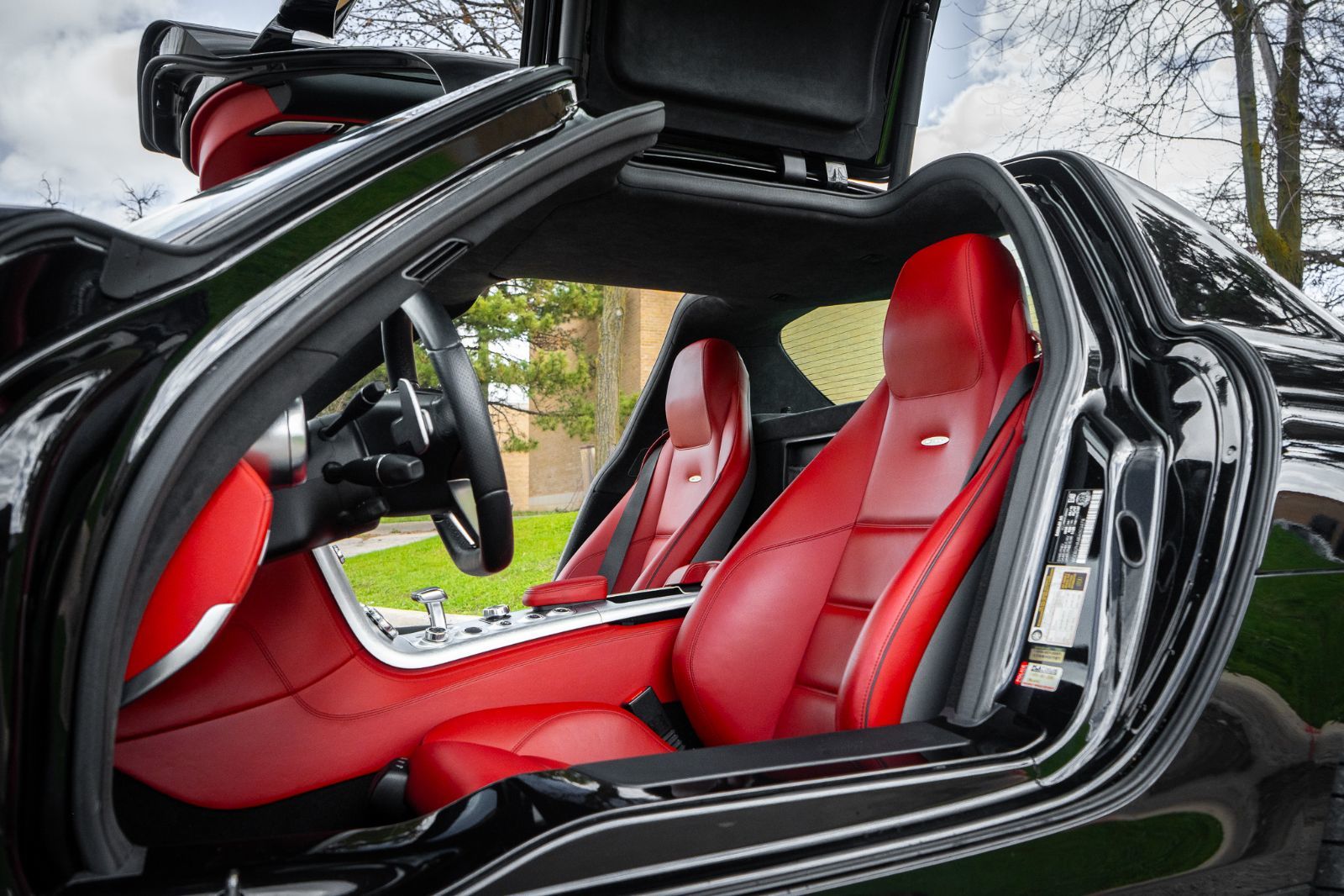 2011 Mercedes-Benz SLS AMG-27