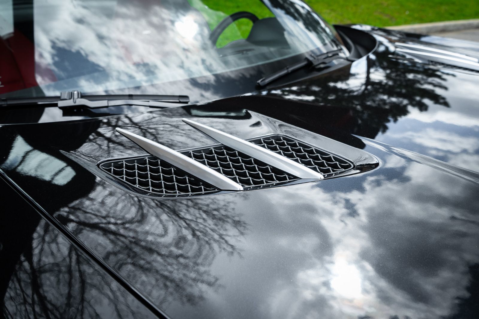 2011 Mercedes-Benz SLS AMG-29