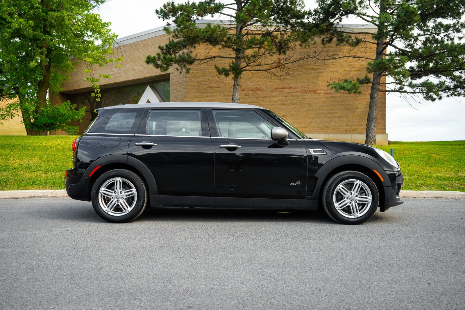 2019 MINI Clubman Cooper-3