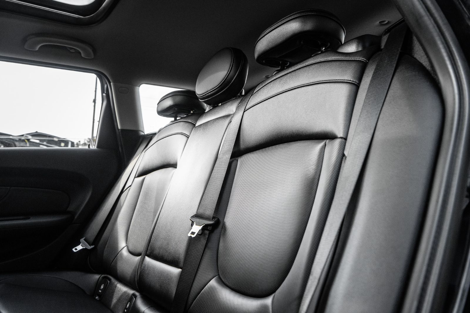 2019 MINI Clubman Cooper-27