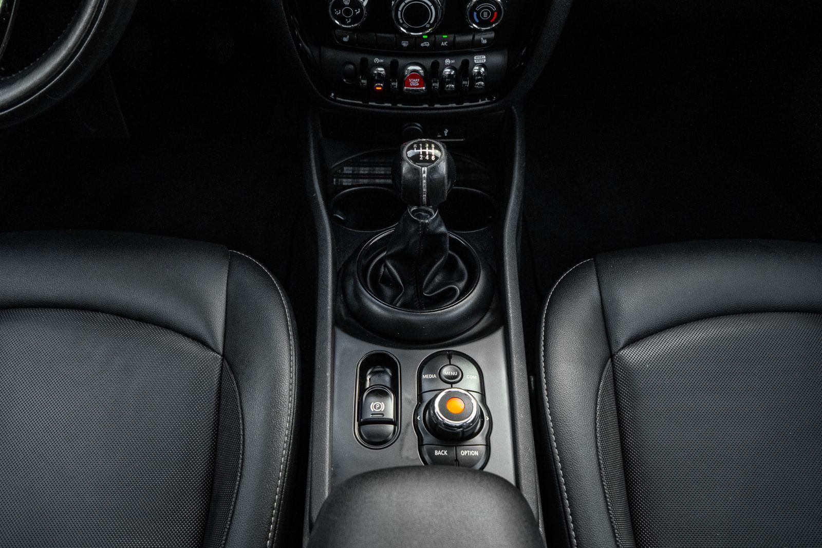2019 MINI Clubman Cooper-9