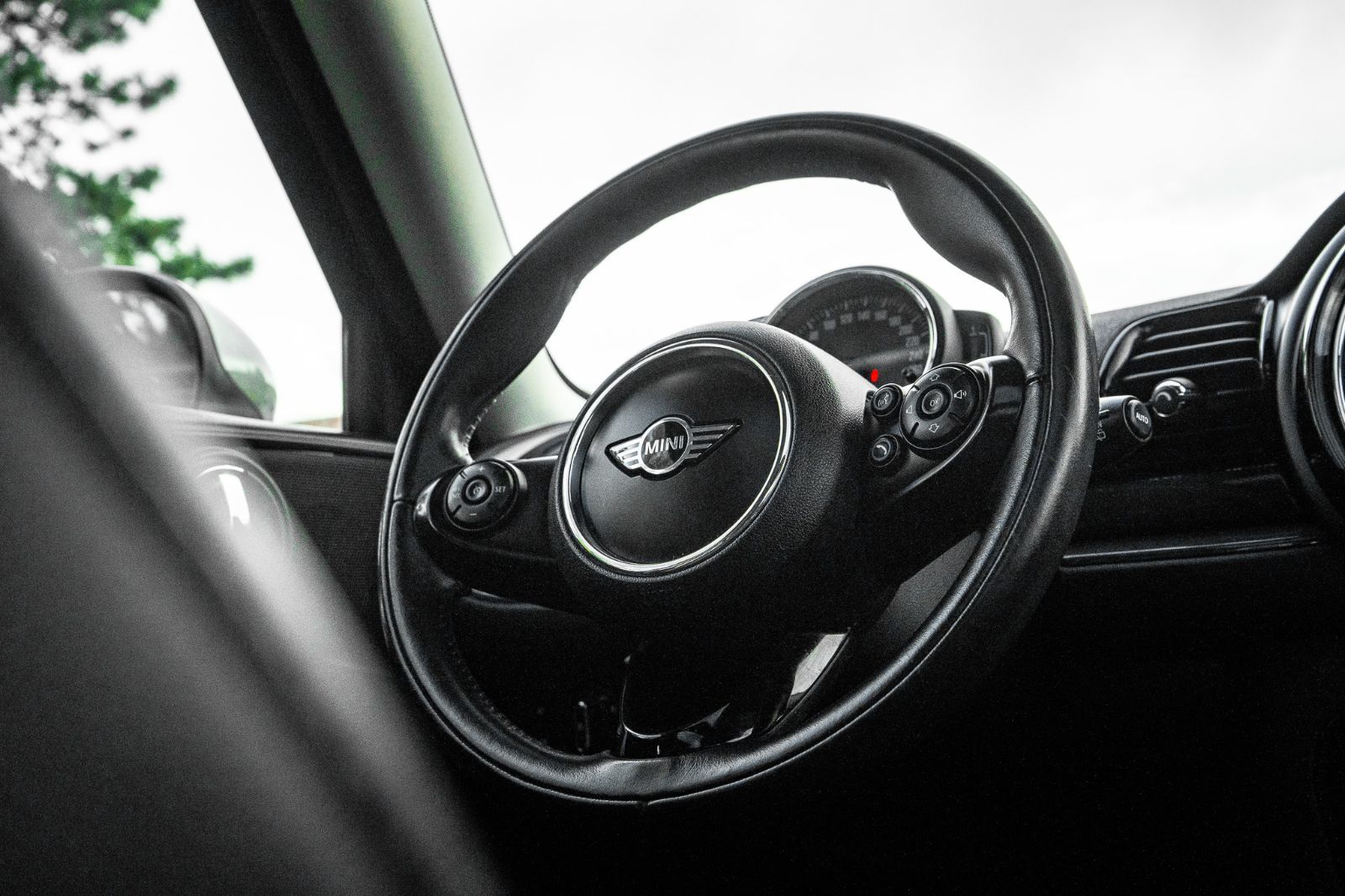 2019 MINI Clubman Cooper-10