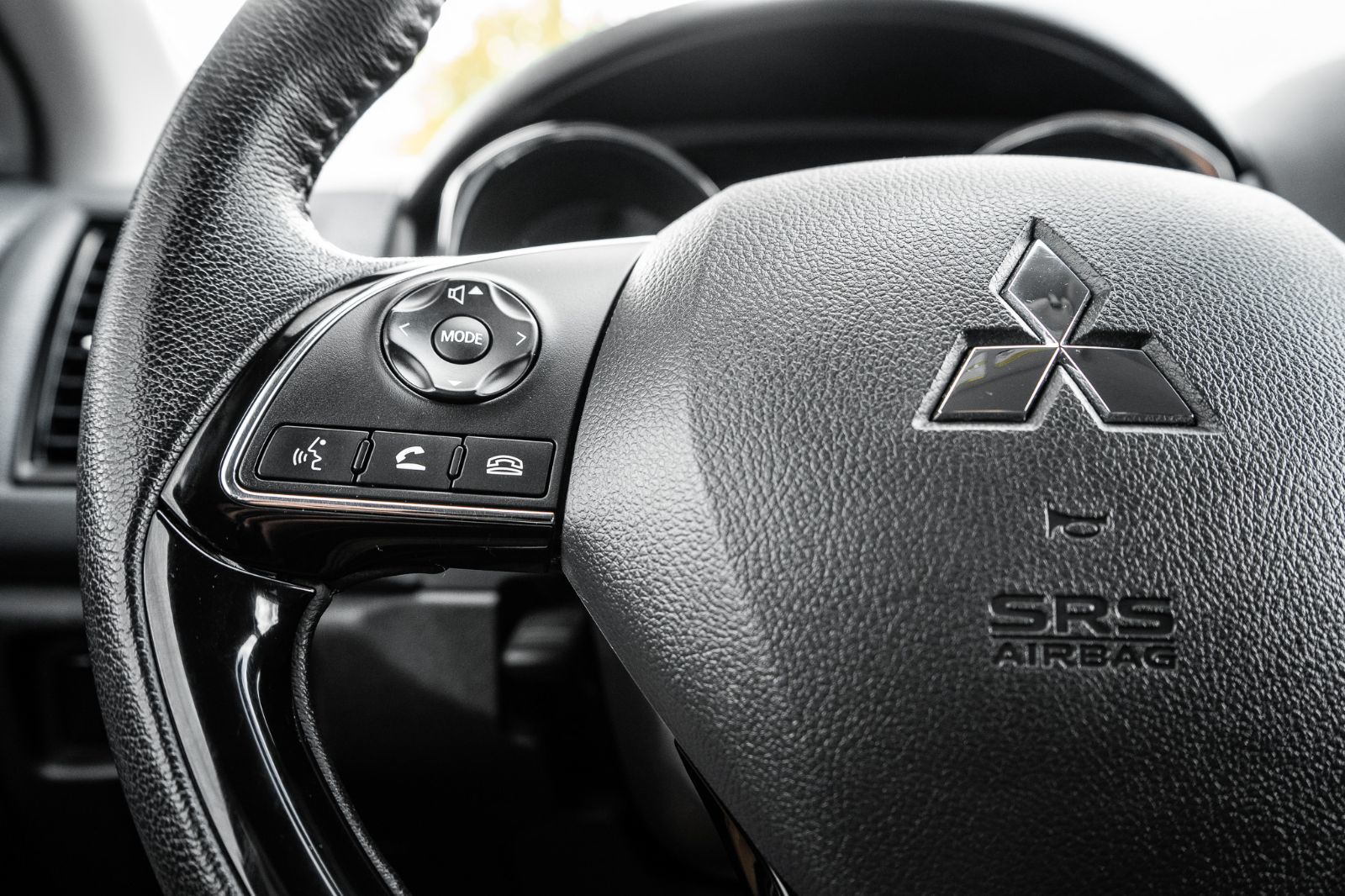 2021 Mitsubishi RVR SE AWD-11