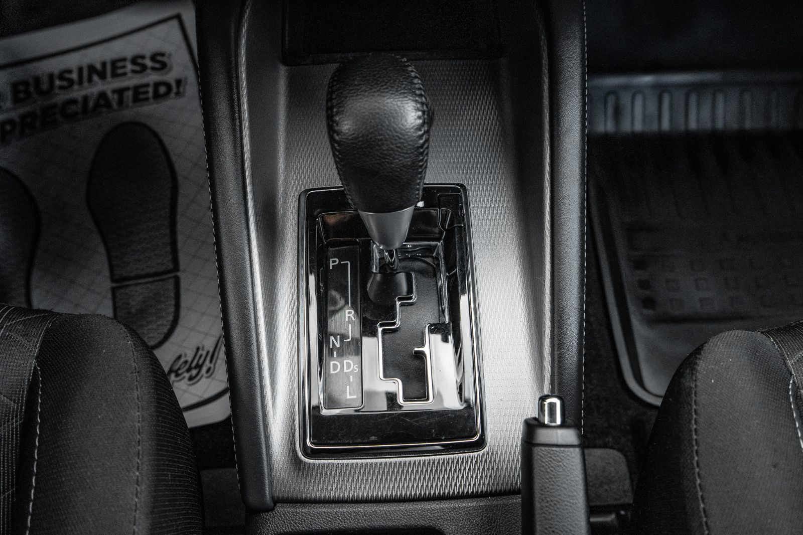 2021 Mitsubishi RVR SE AWD-18