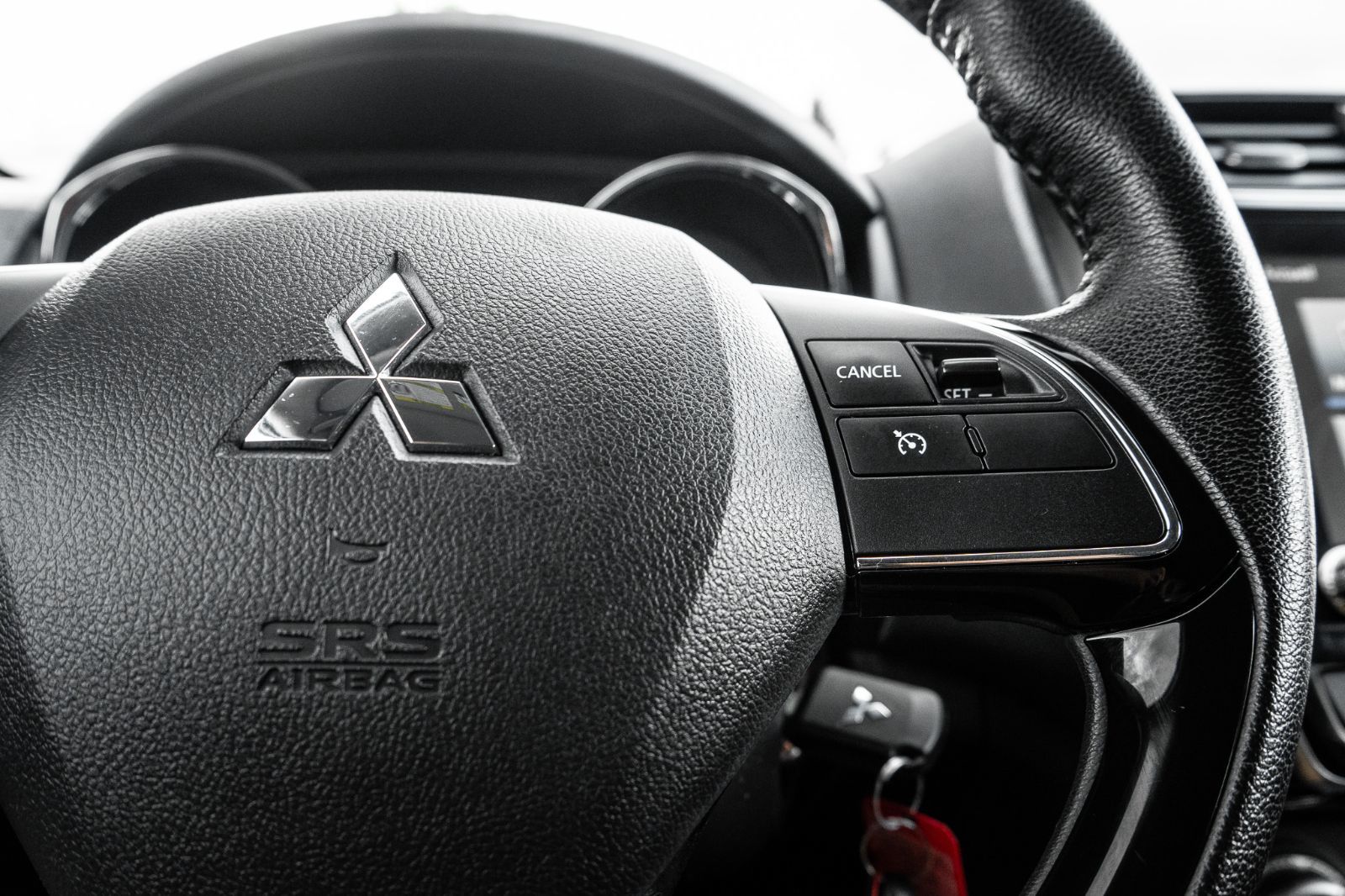 2021 Mitsubishi RVR SE AWD-12