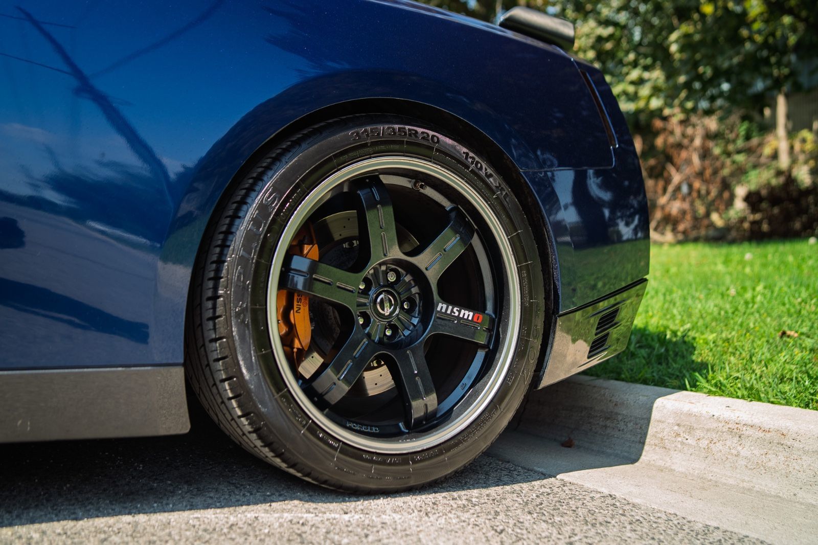 2012 Nissan GT-R Black Edition-8
