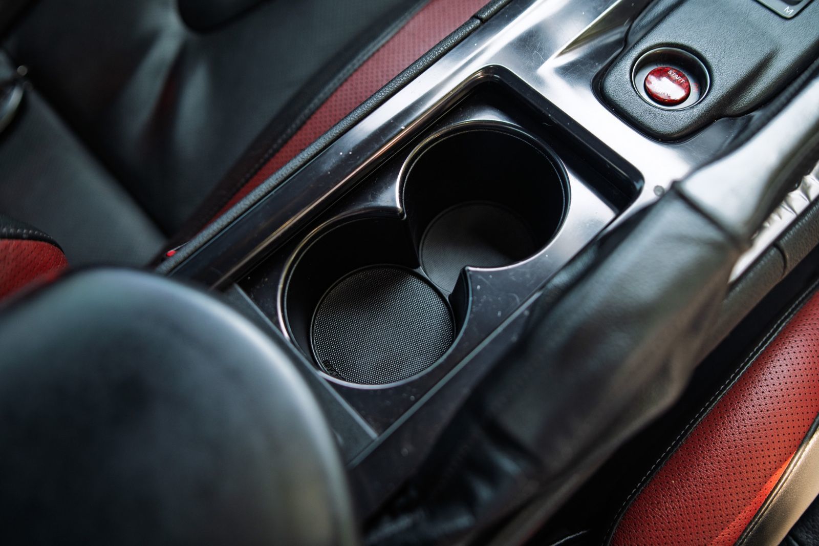 2012 Nissan GT-R Black Edition-26