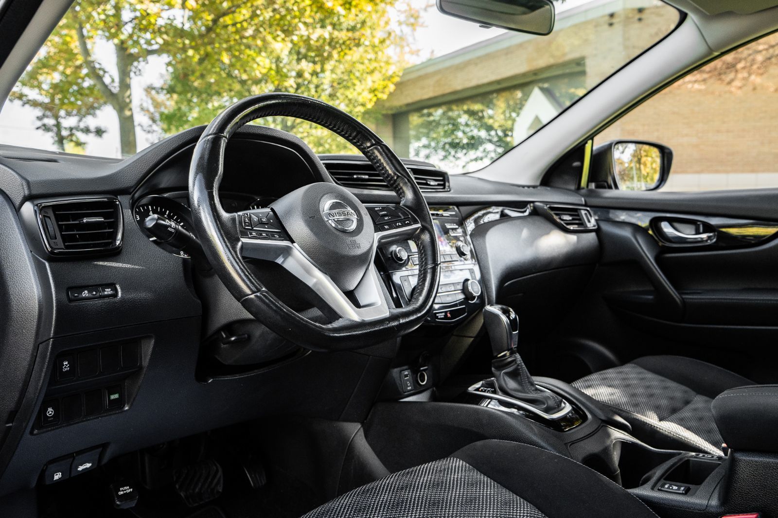 2018 Nissan Qashqai SV-23