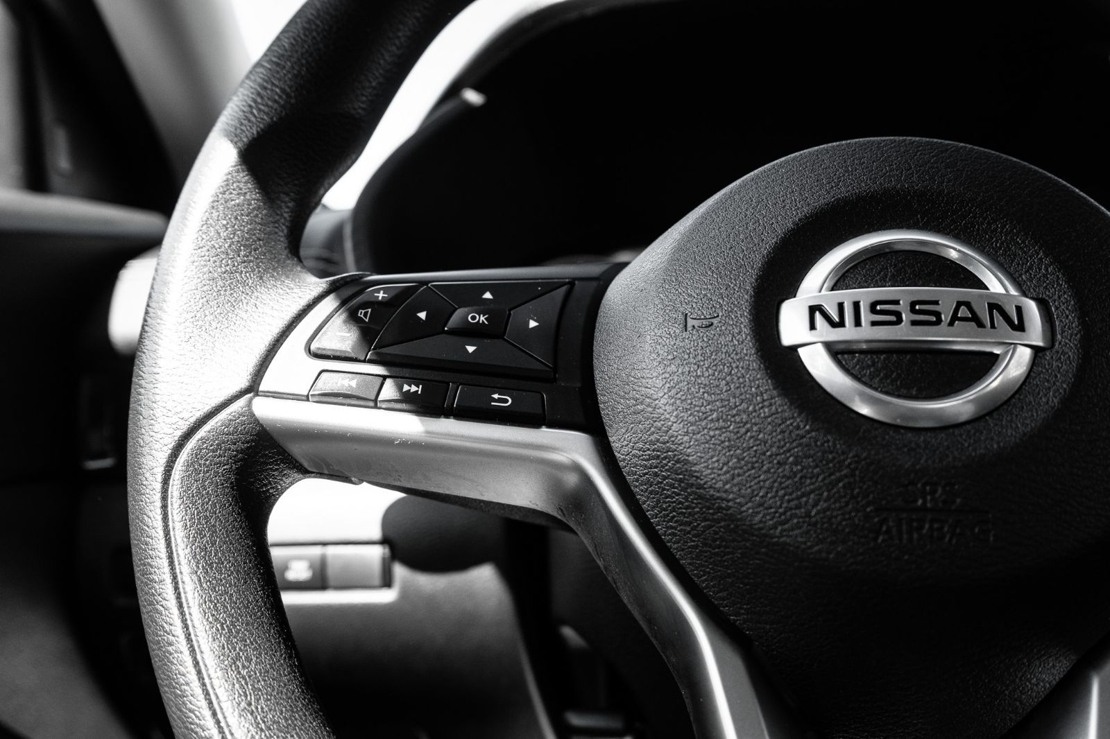 2023 Nissan Sentra SV-10