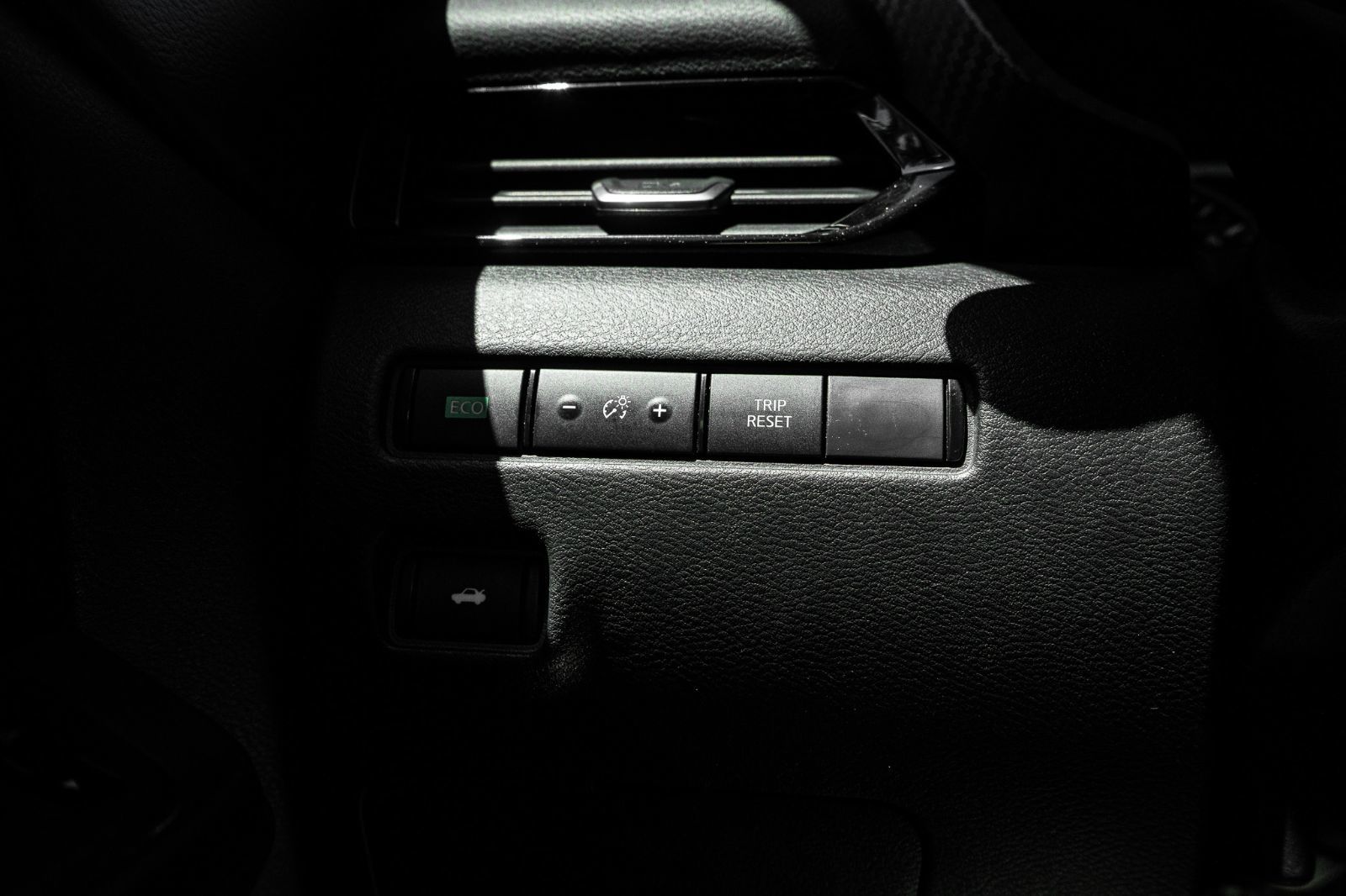 2023 Nissan Sentra SV-20