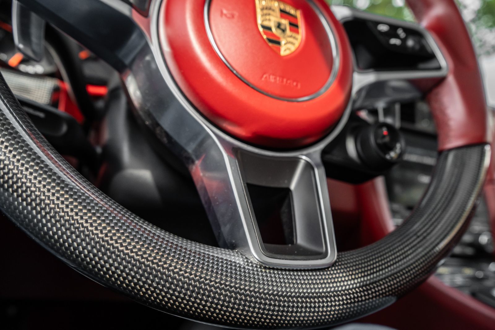 2017 Porsche 911 Turbo S-13