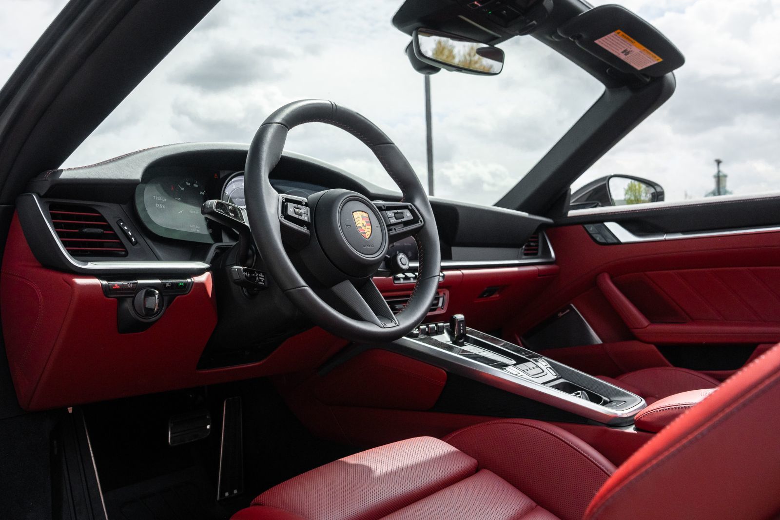 2021 Porsche 911 Turbo S-25