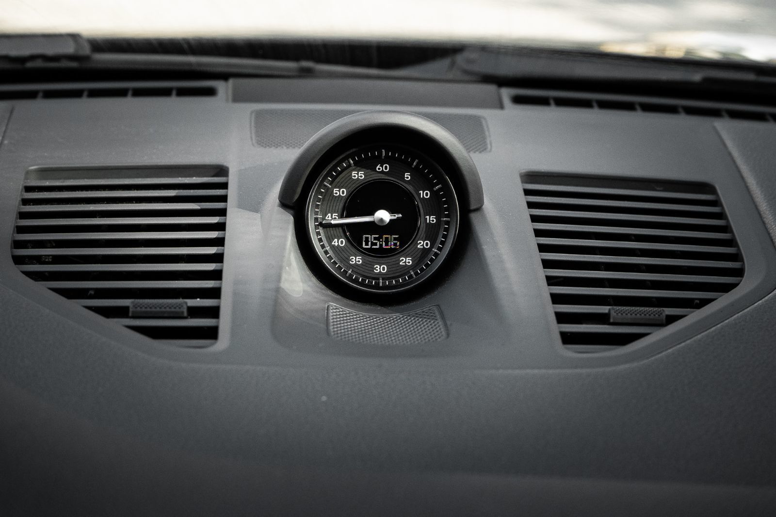 2022 Porsche 911 CARRERA-9