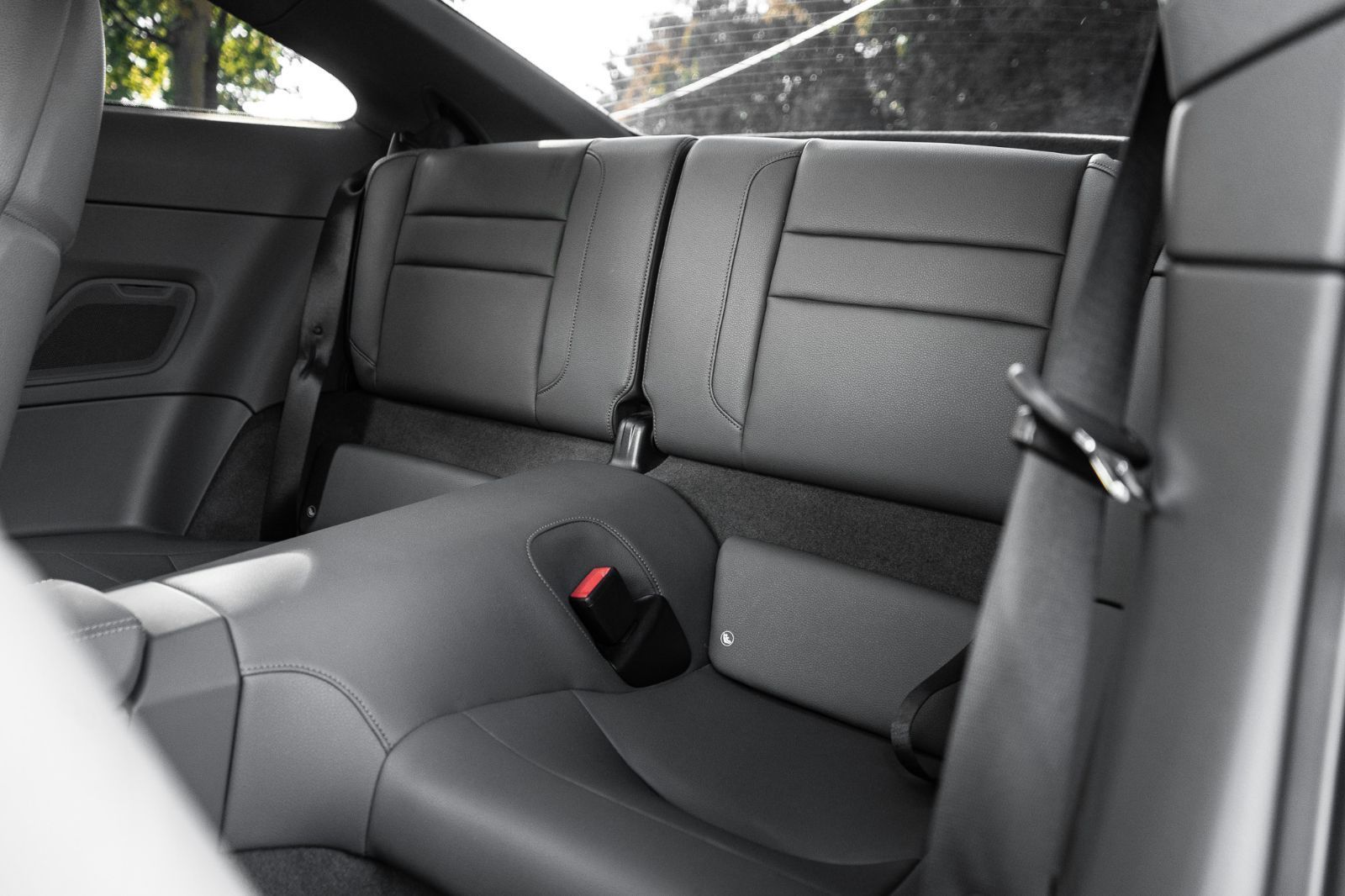 2022 Porsche 911 CARRERA-23