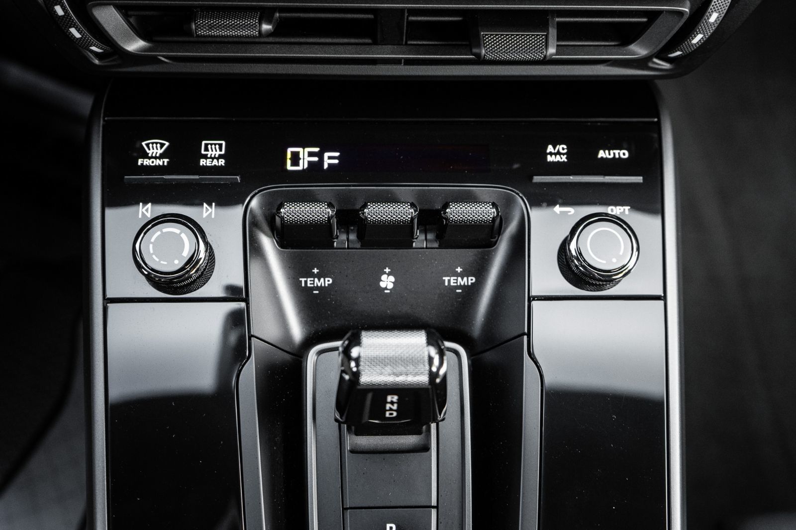2022 Porsche 911 CARRERA-16