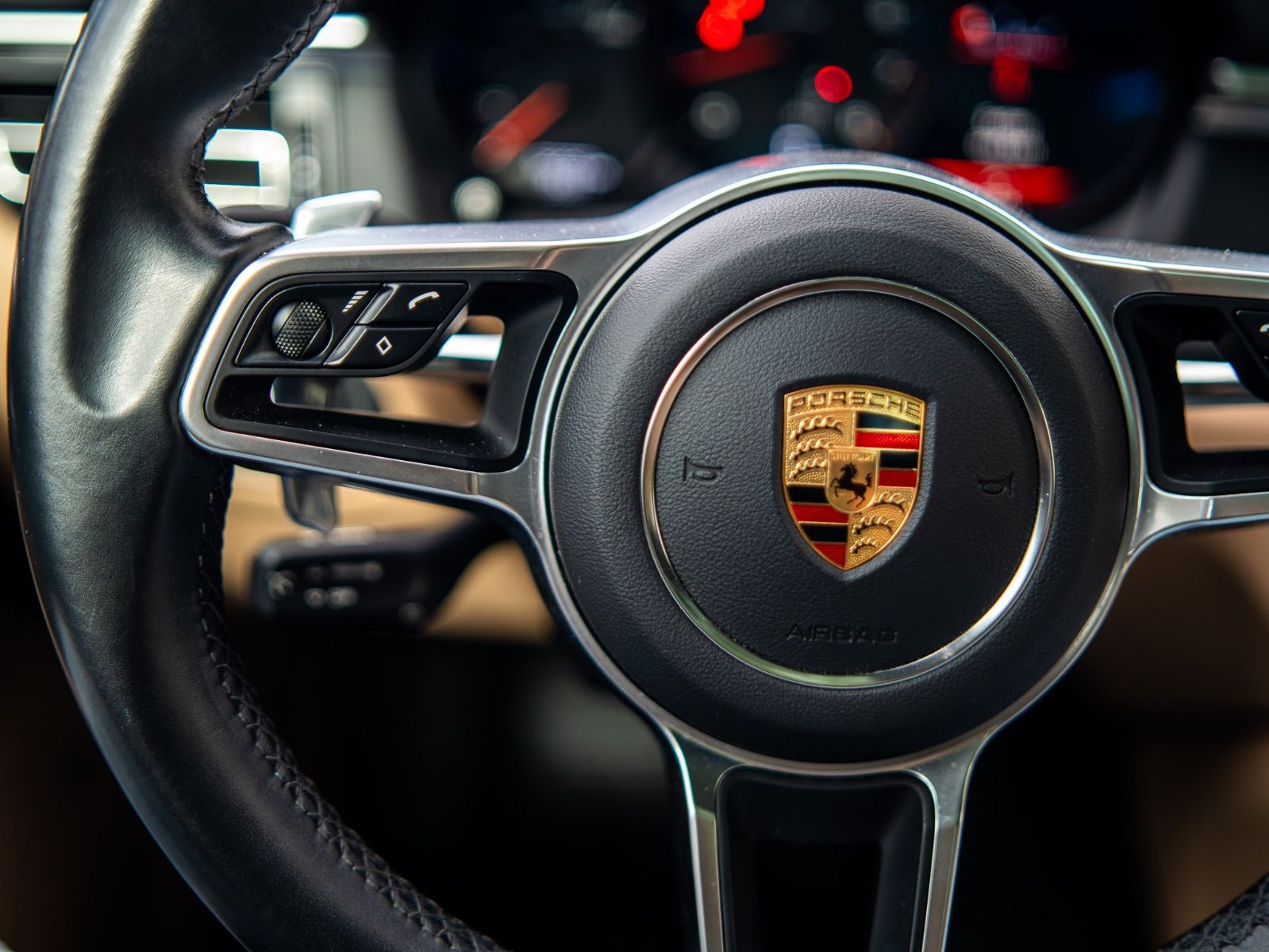 2021 Porsche Macan Base-24