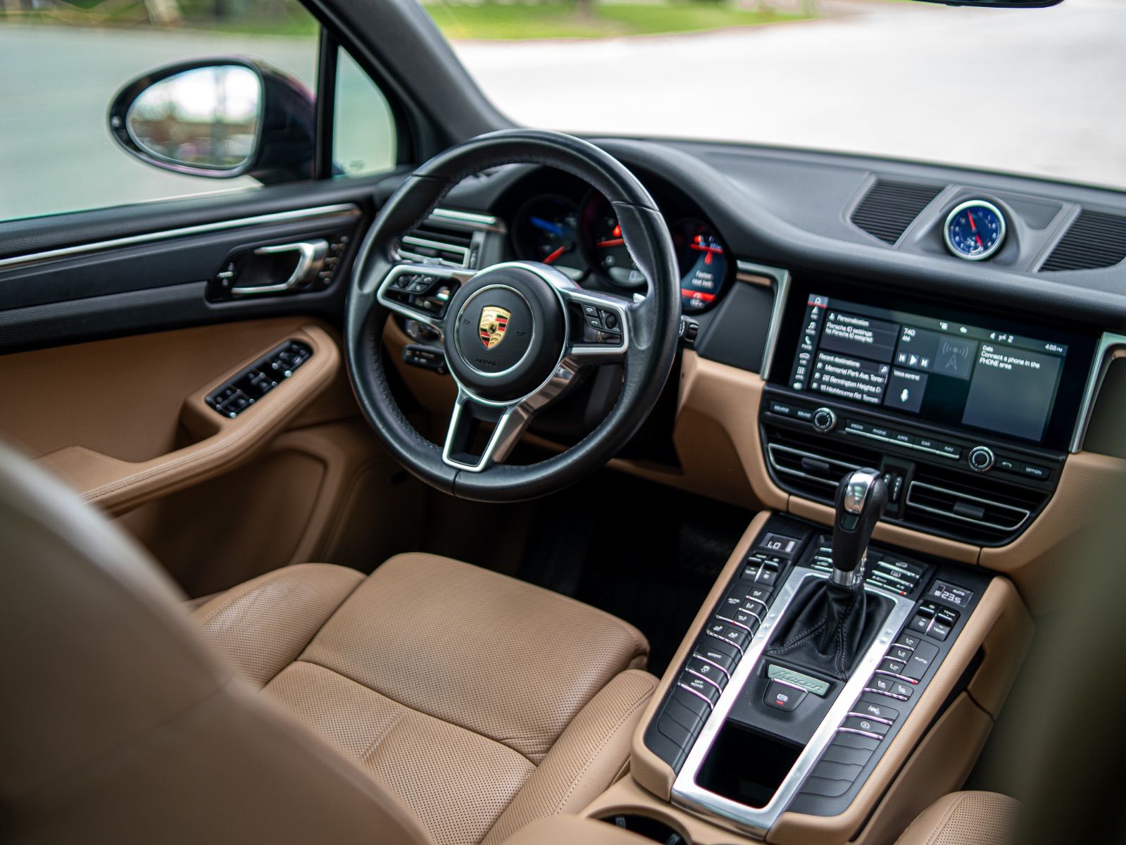 2021 Porsche Macan Base-19