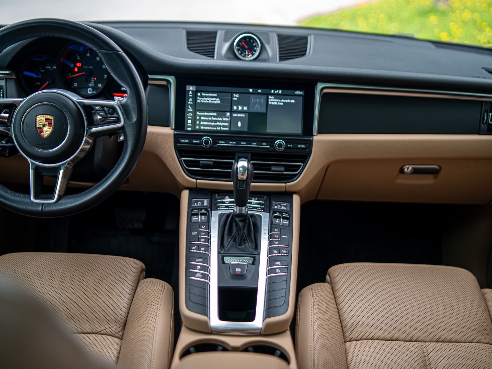 2021 Porsche Macan Base-14
