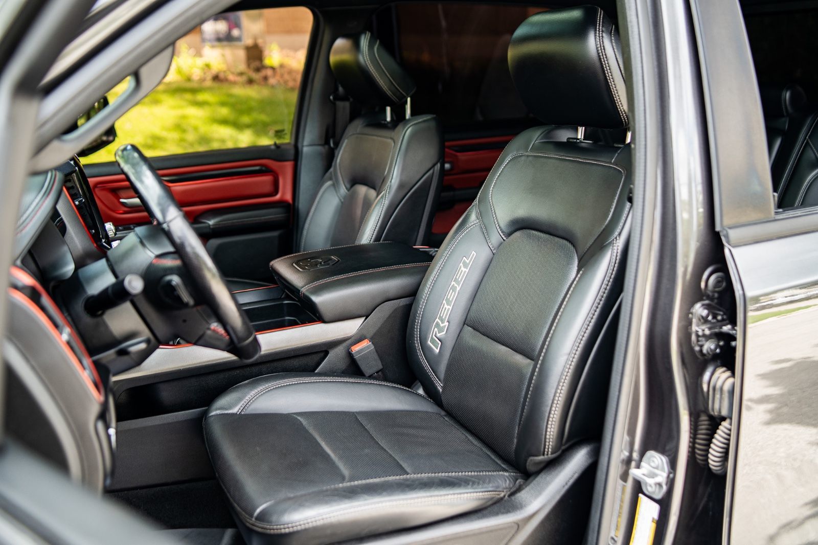 2019 Ram 1500 Rebel-16