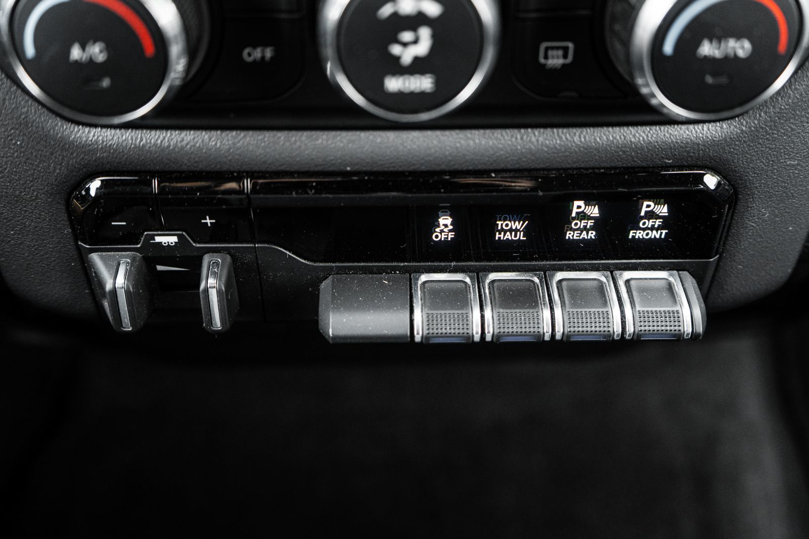 2020 Ram 1500 Big Horn-20