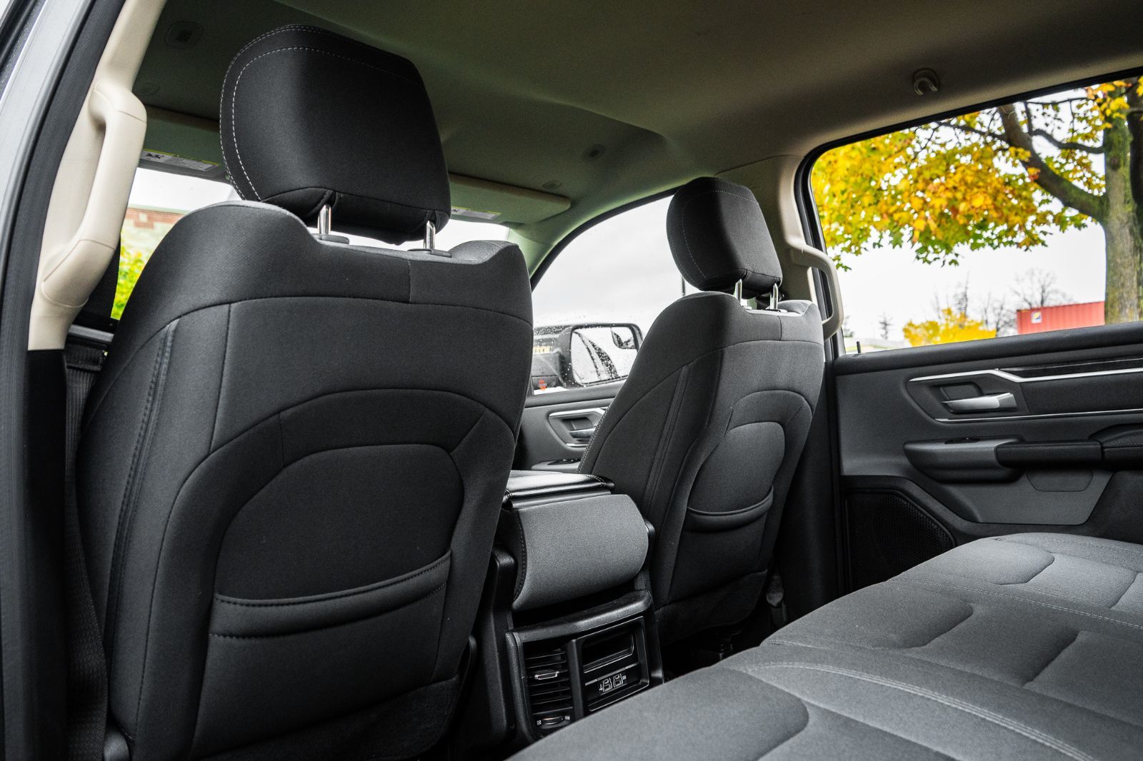 2020 Ram 1500 Big Horn-27