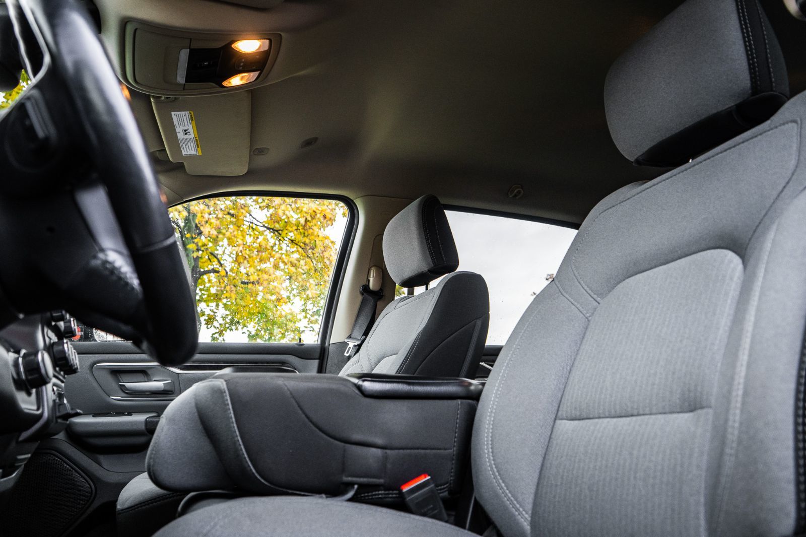 2020 Ram 1500 Big Horn-25