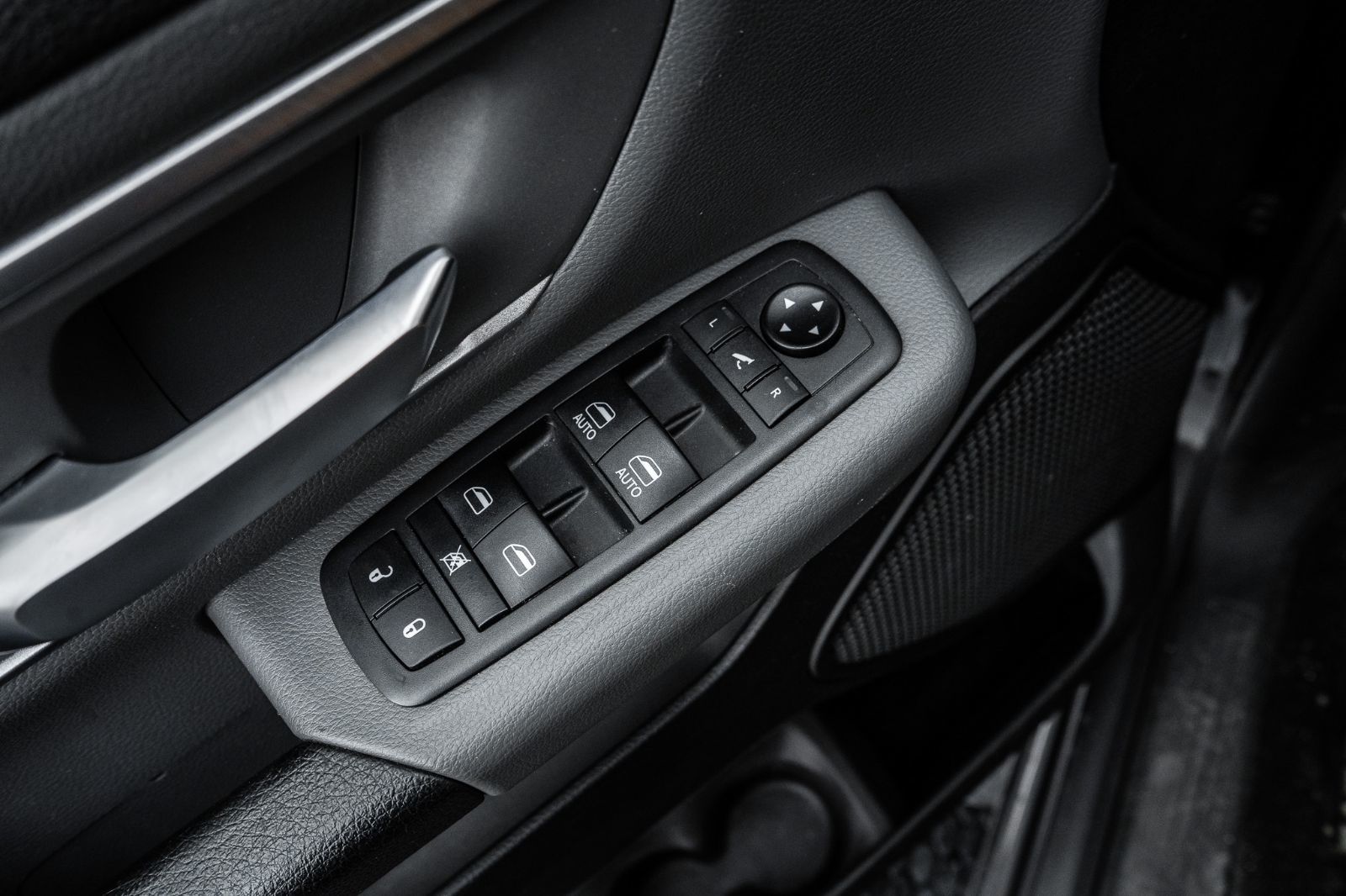 2020 Ram 1500 Big Horn-23