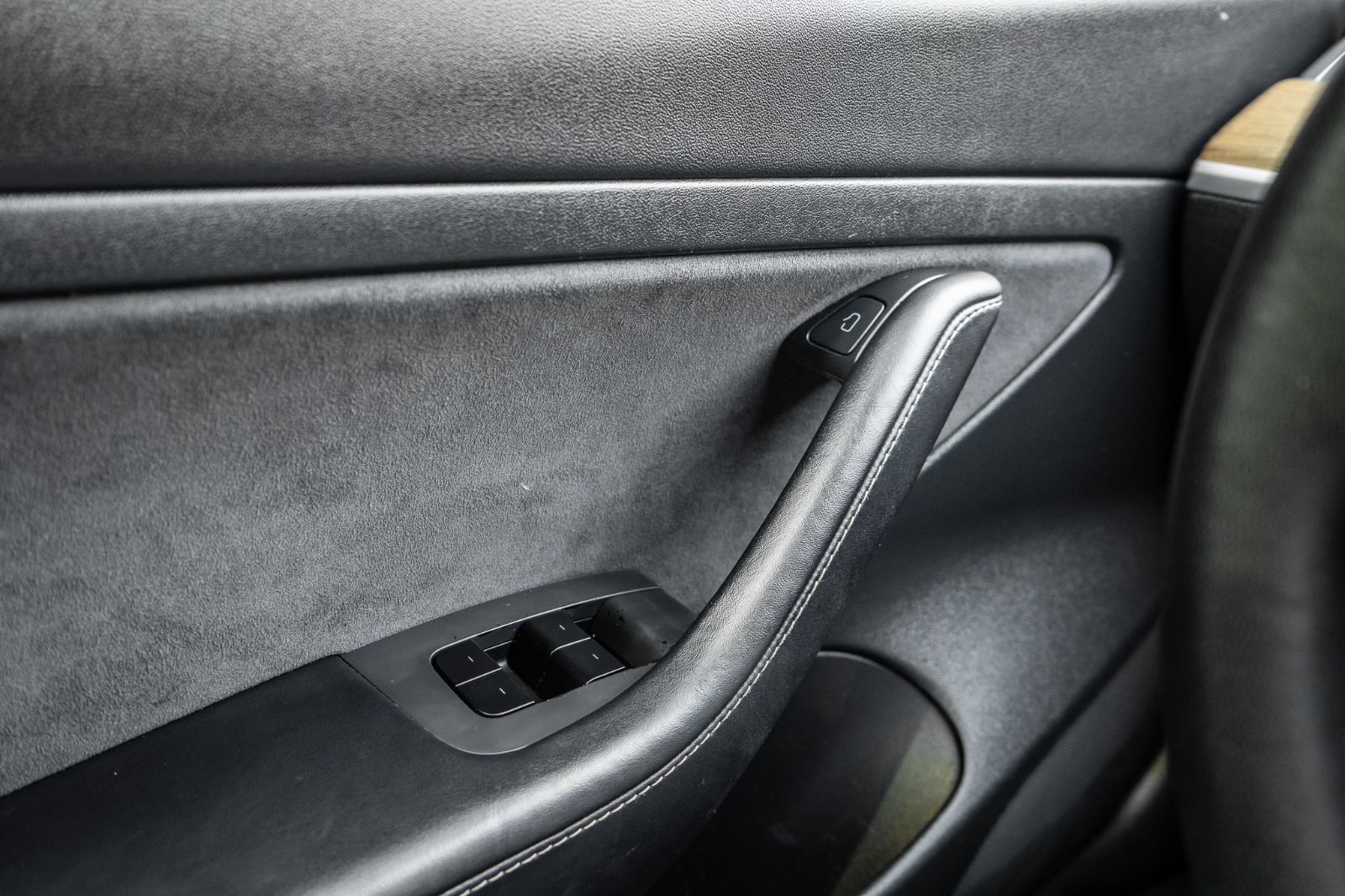 2021 Tesla Model 3 STANDARD RANGE PLUS-18