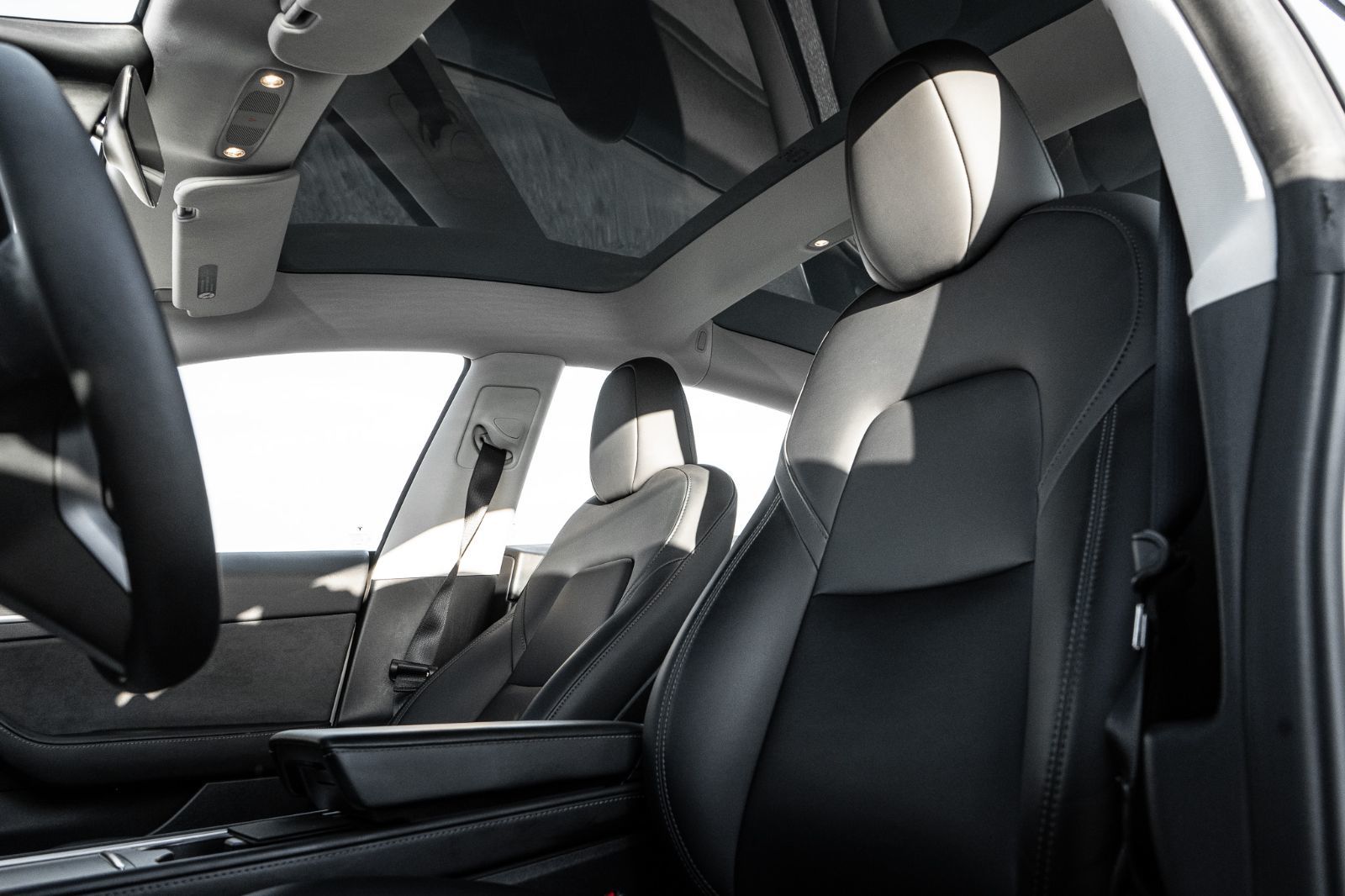 2023 Tesla Model 3 Long Range-18