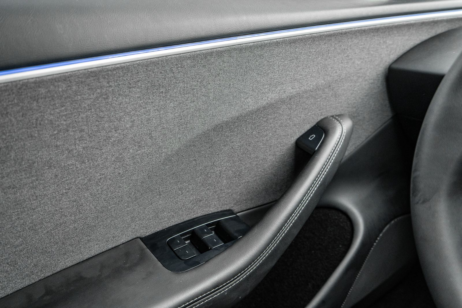 2024 Tesla Model 3 Standard Range Plus-18