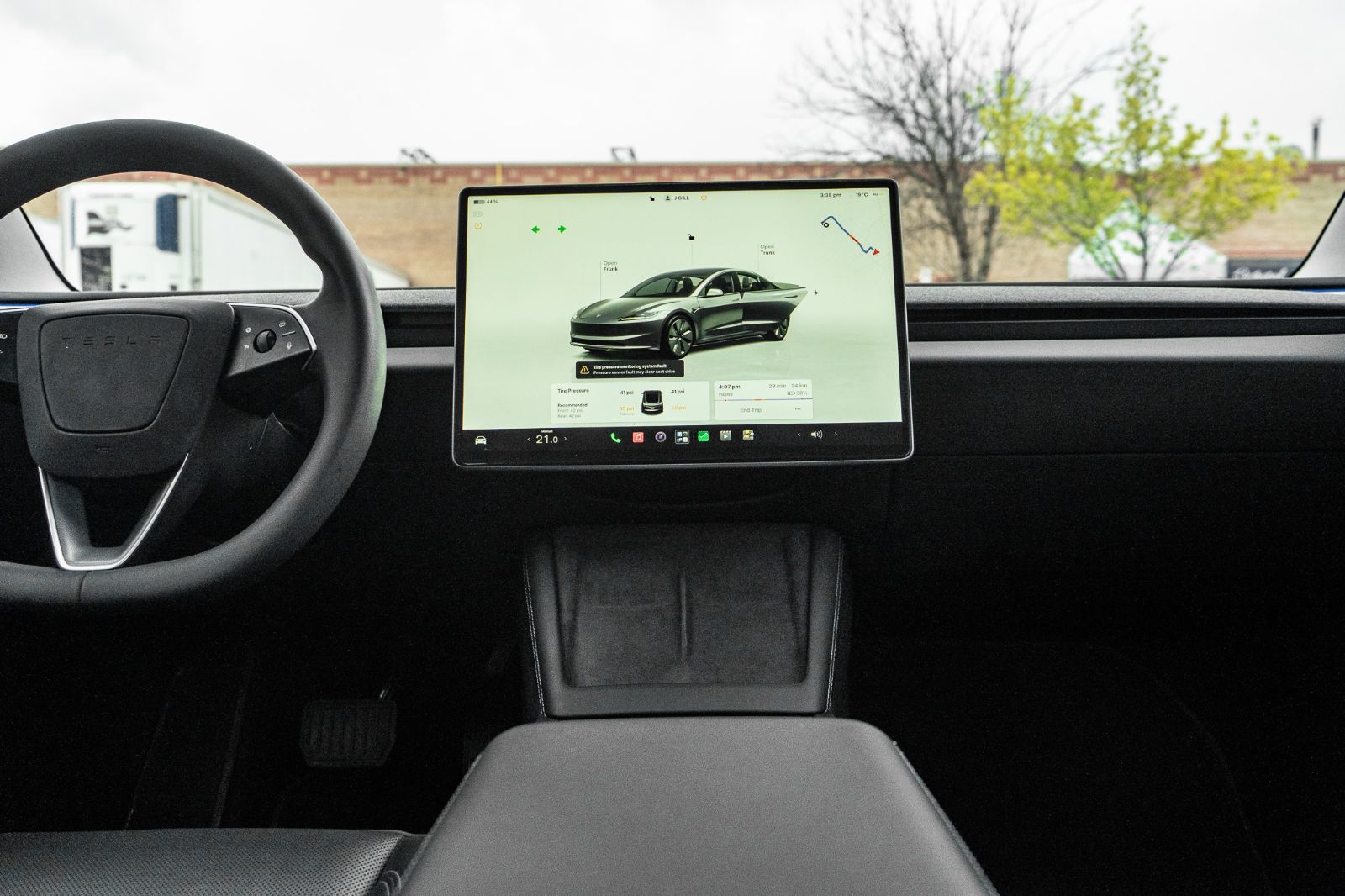 2024 Tesla Model 3 Standard Range Plus-8
