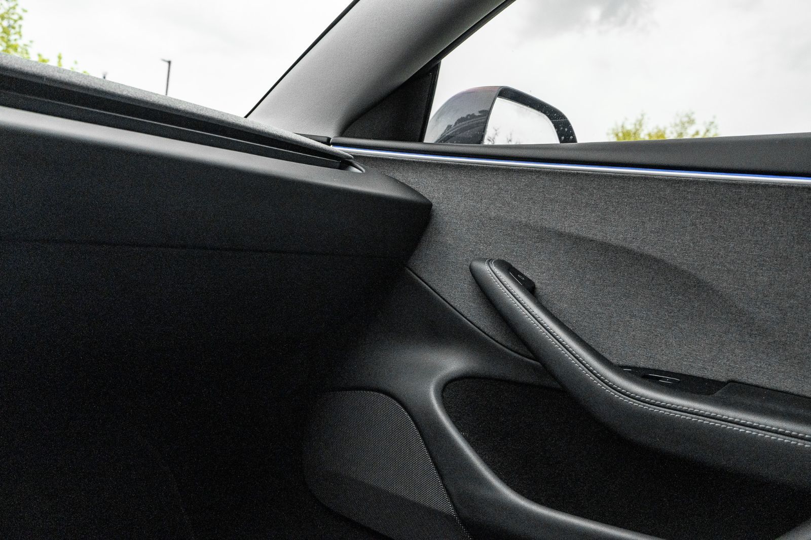 2024 Tesla Model 3 Standard Range Plus-17