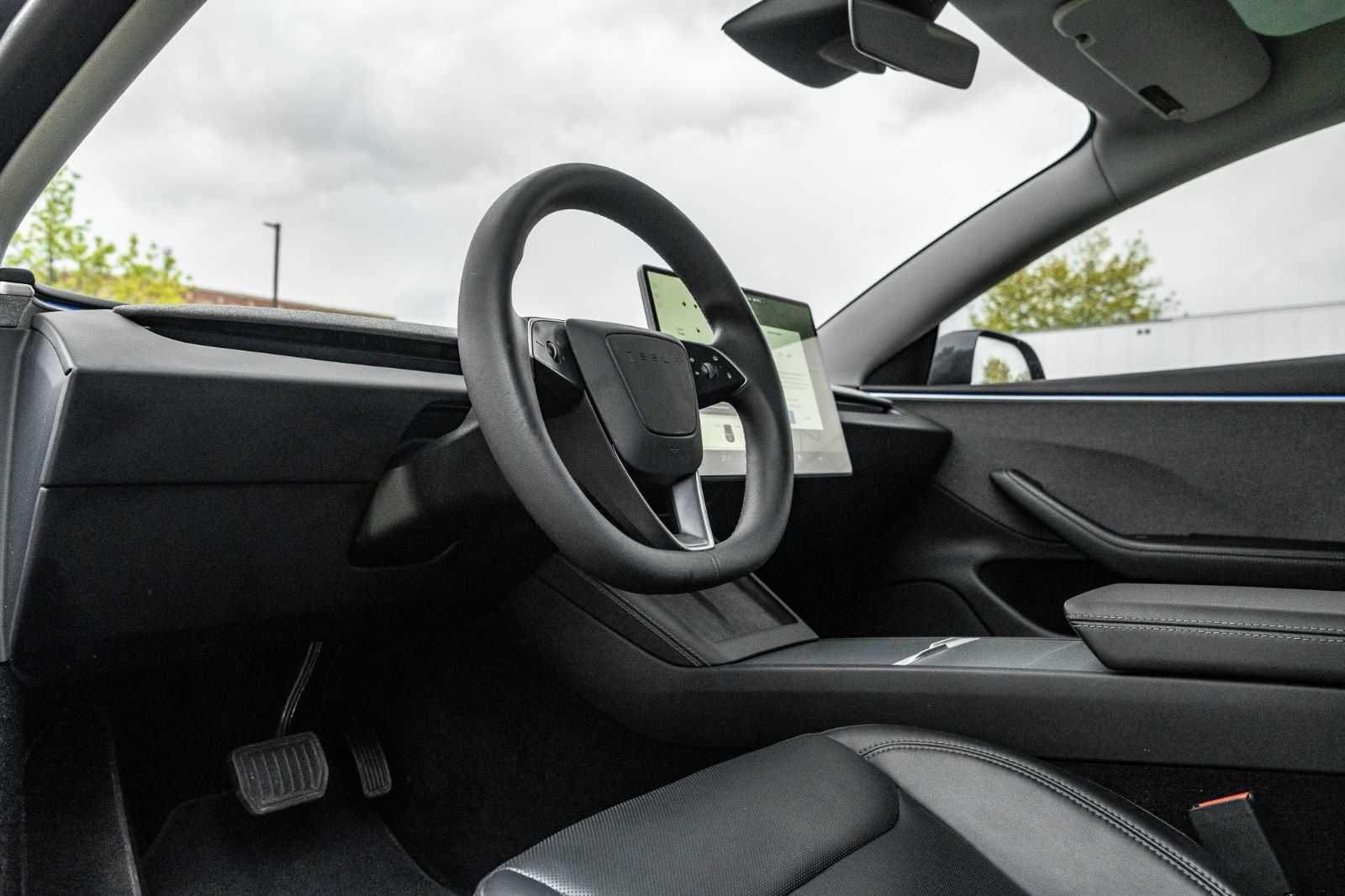 2024 Tesla Model 3 Standard Range Plus-19