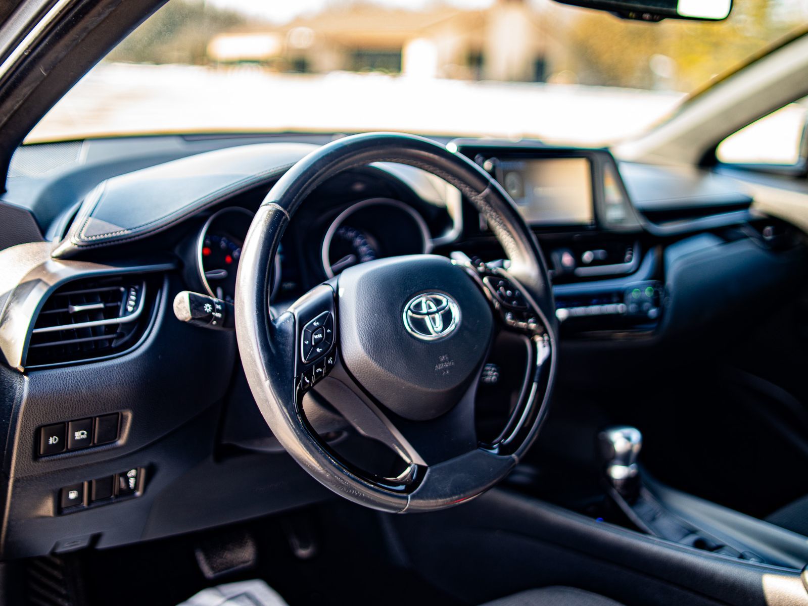 2018 Toyota C-HR XLE-9