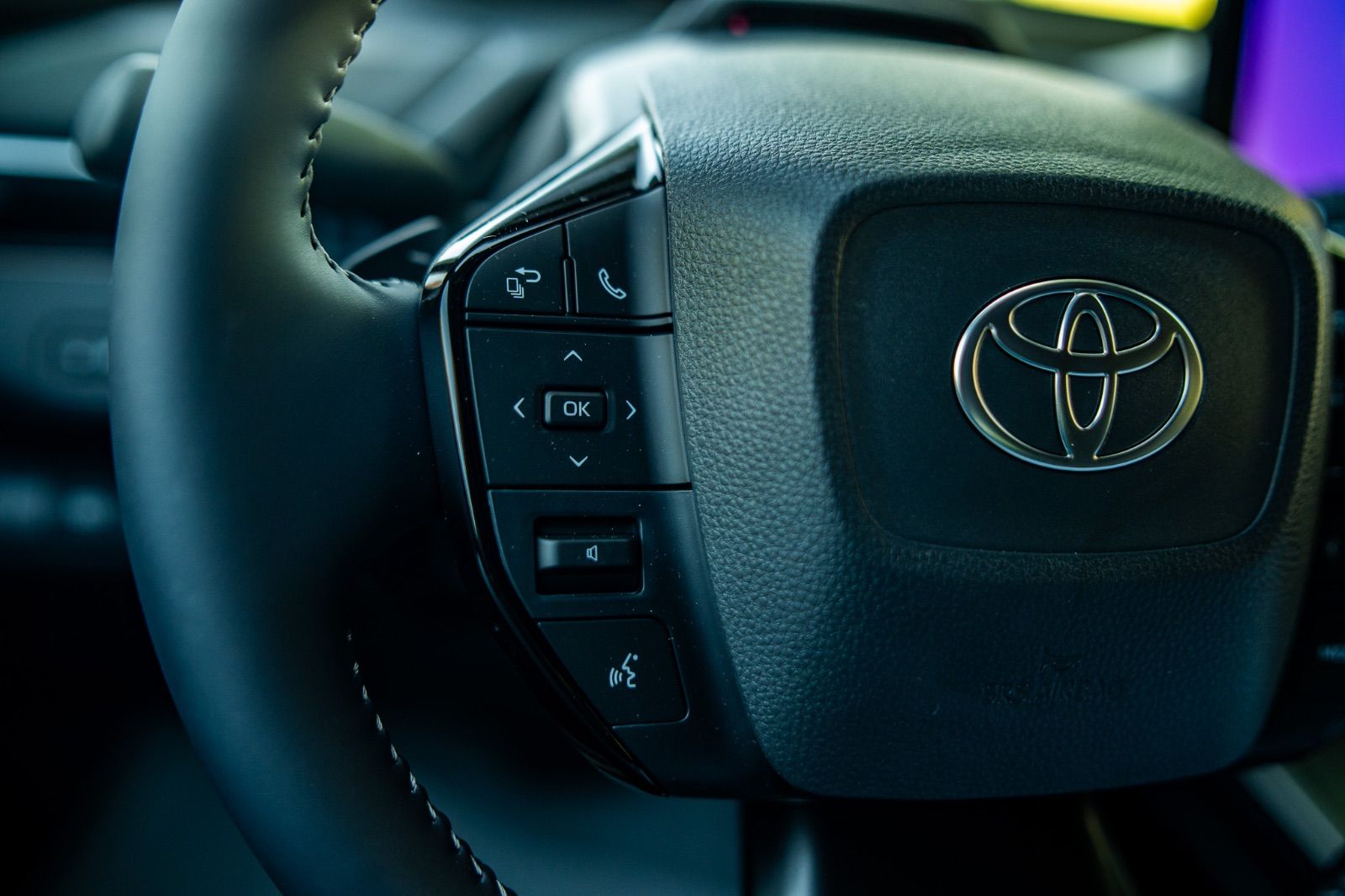 2026 Toyota C-HR XSE PREMIUM PACKAGE-30