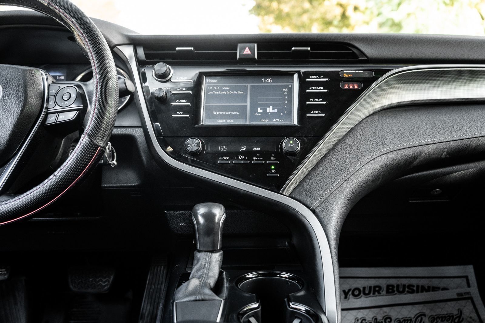 2020 Toyota Camry SE-8