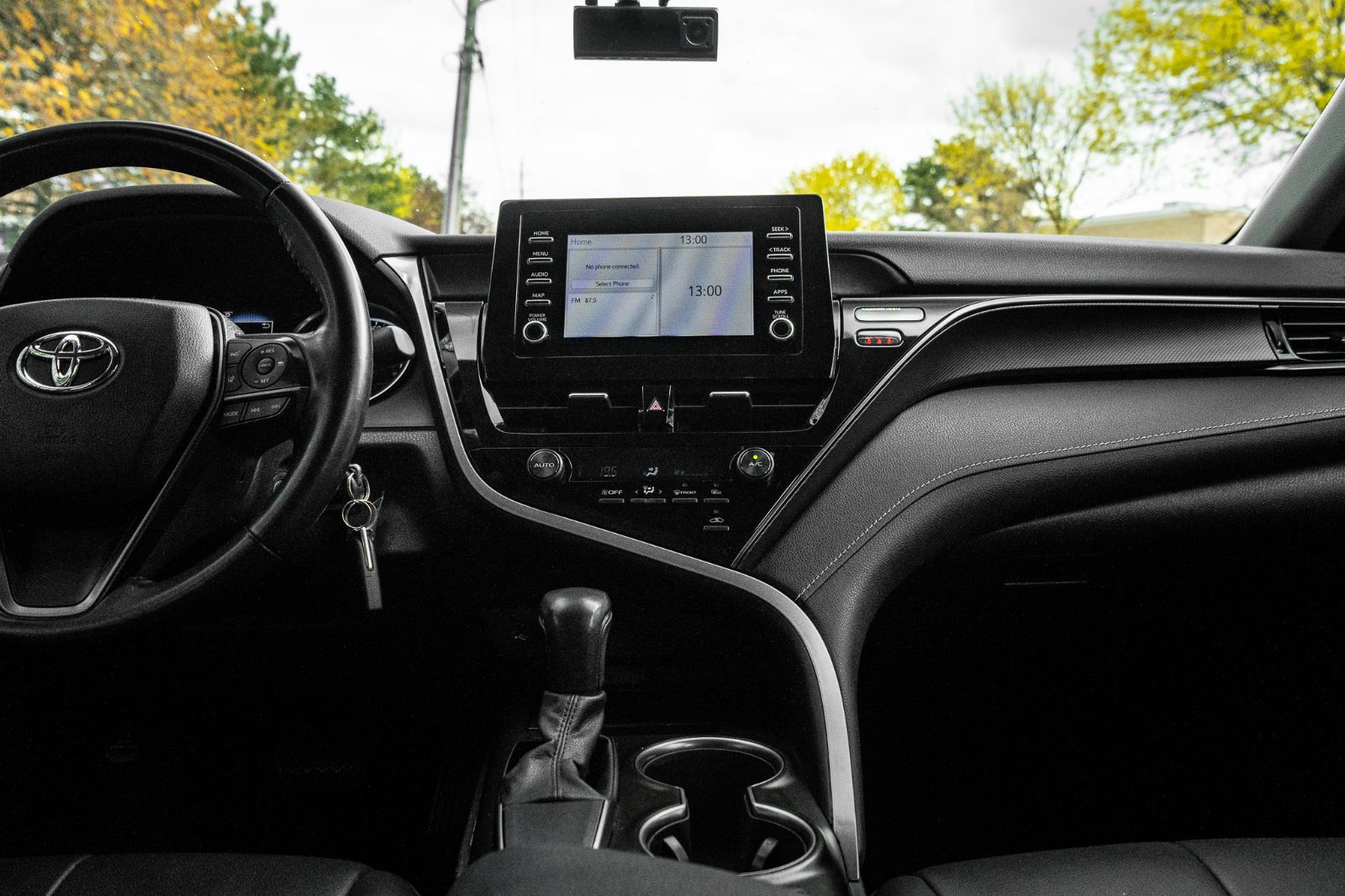 2022 Toyota Camry SE-8