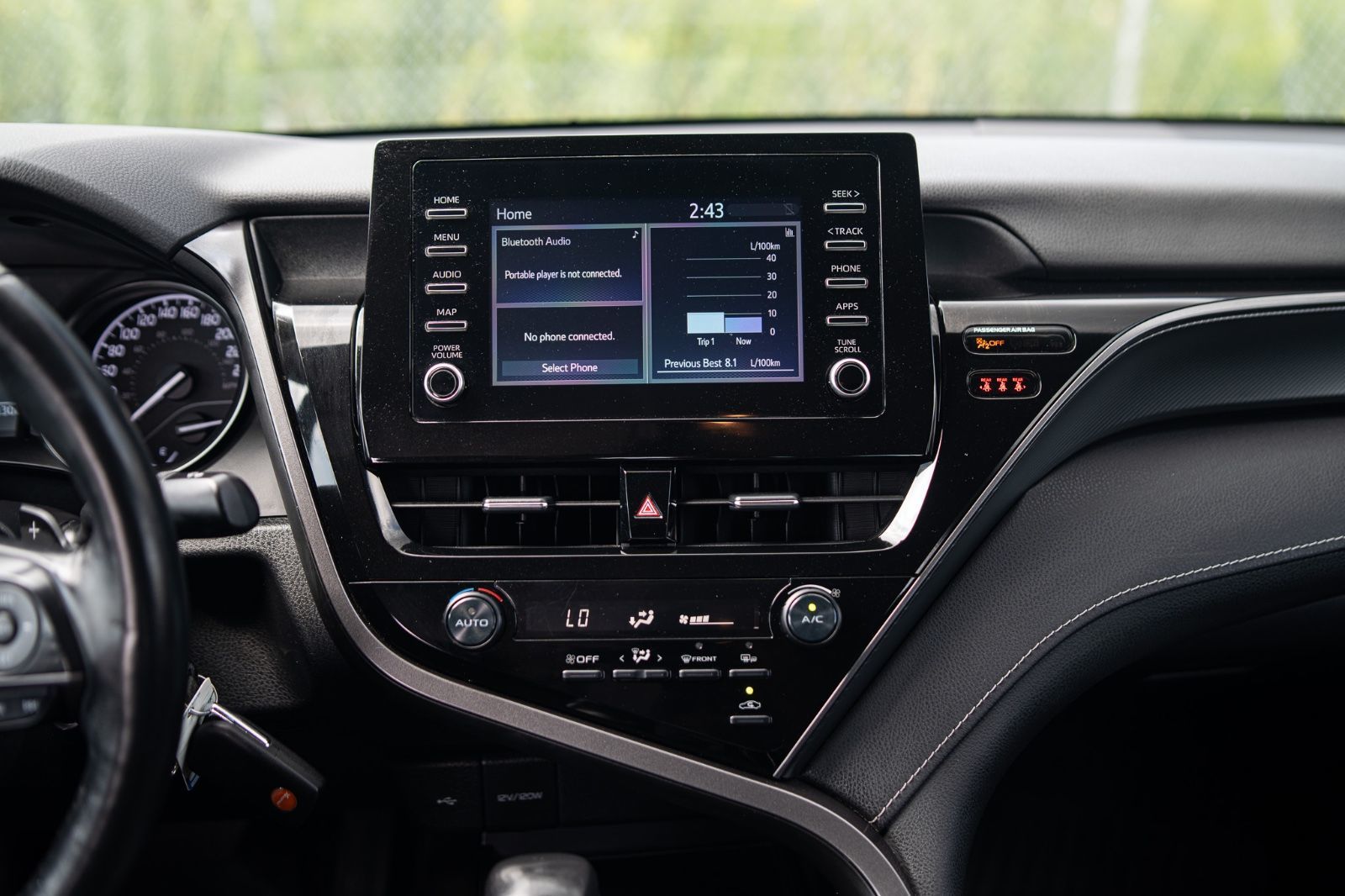 2022 Toyota Camry SE-14