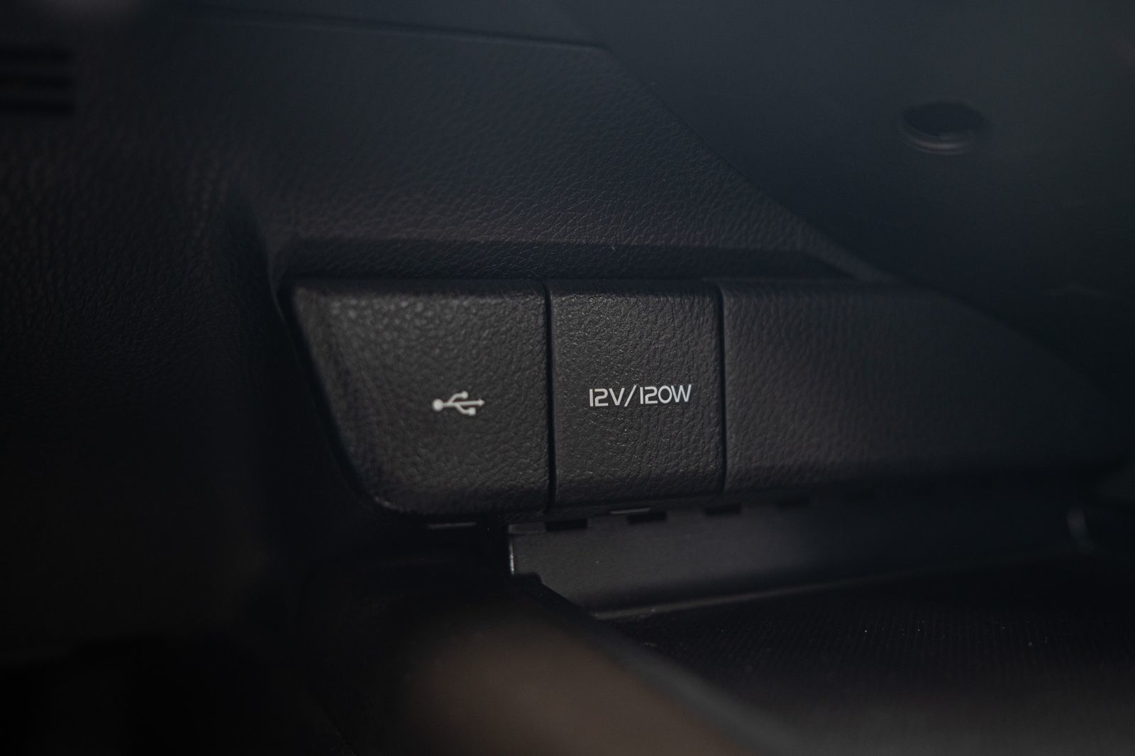 2022 Toyota Camry SE-13