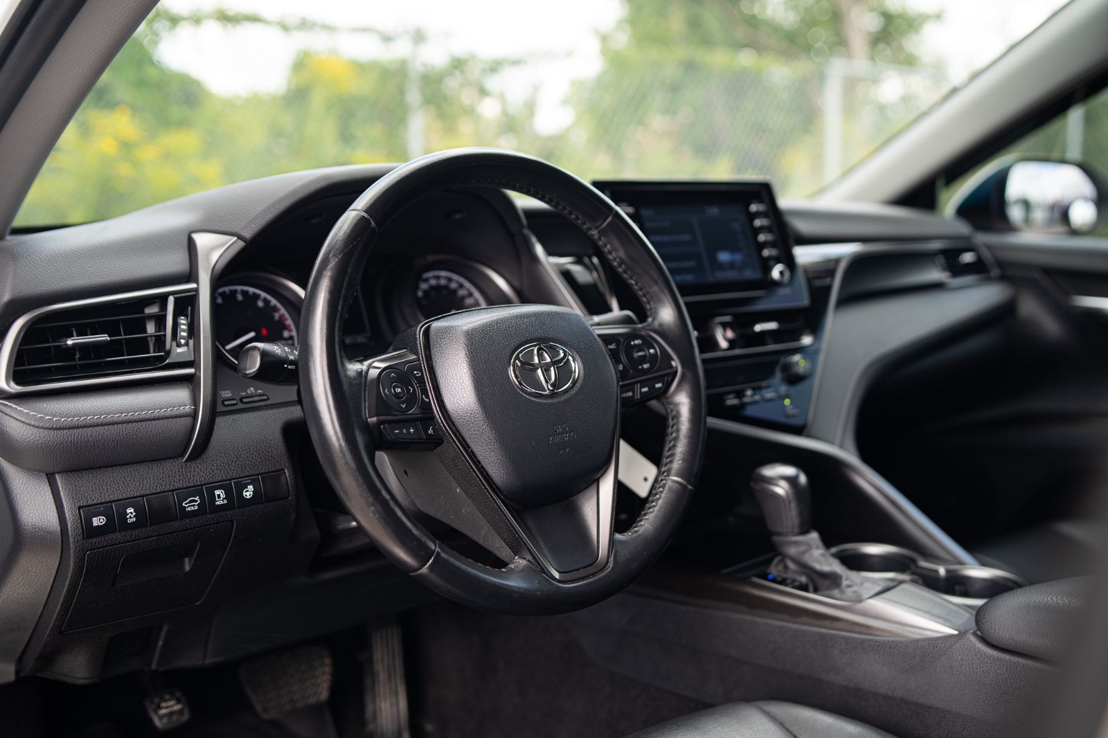 2022 Toyota Camry SE-21
