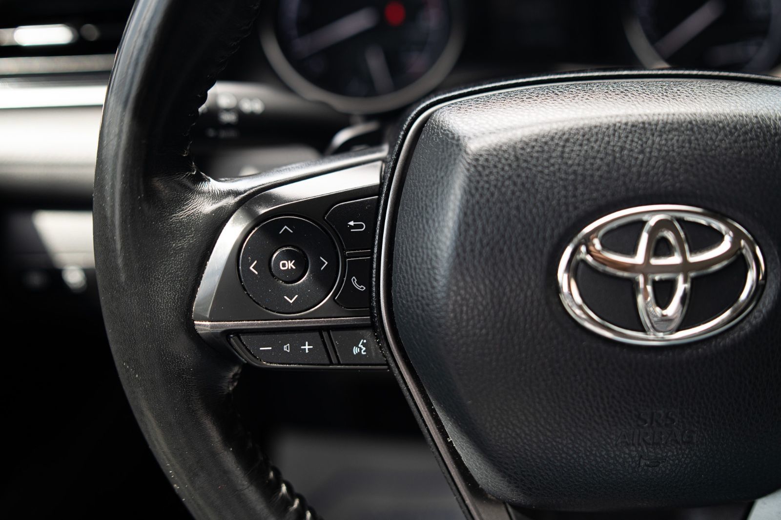 2022 Toyota Camry SE-10