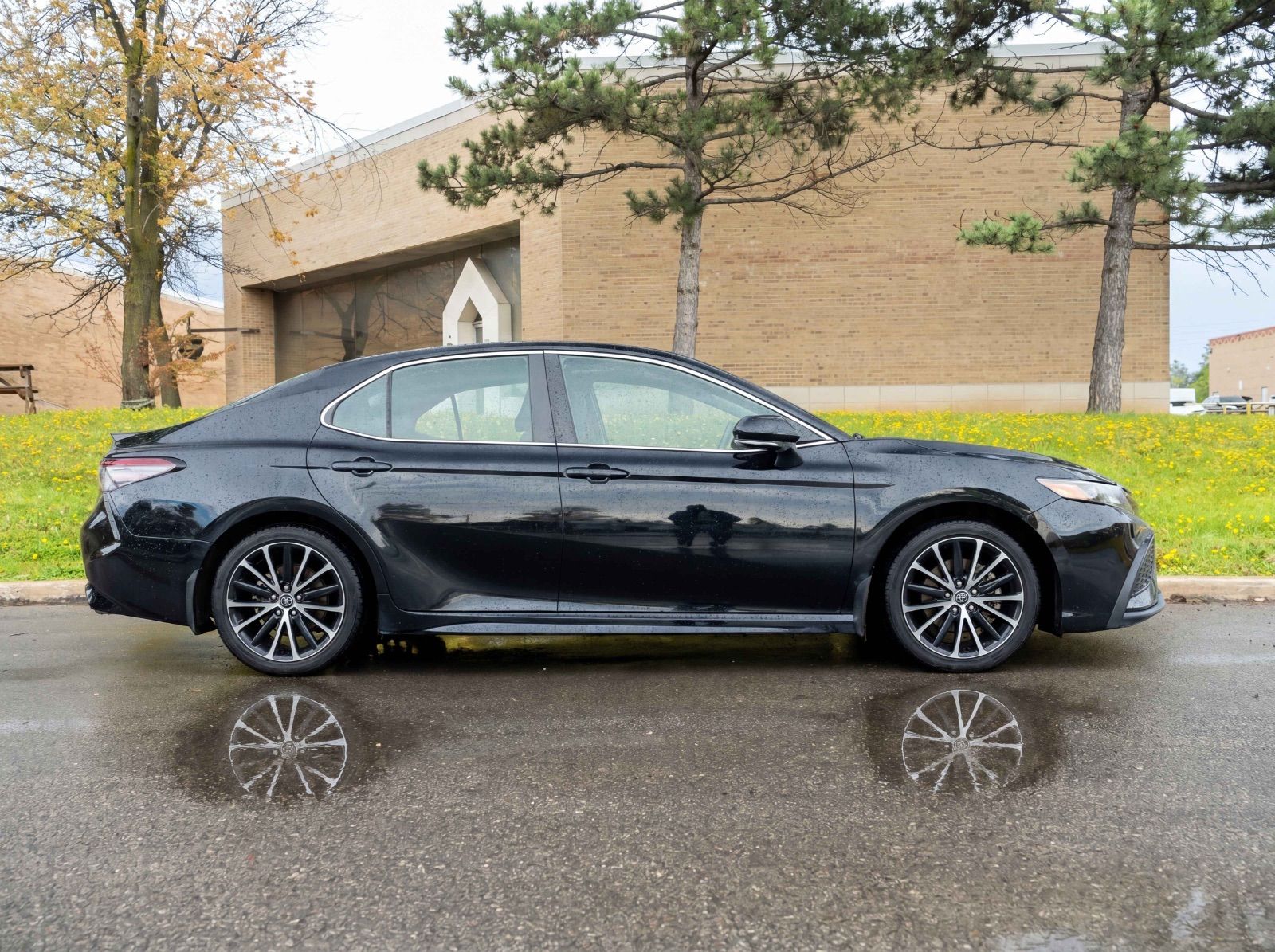 2023 Toyota Camry SE-4