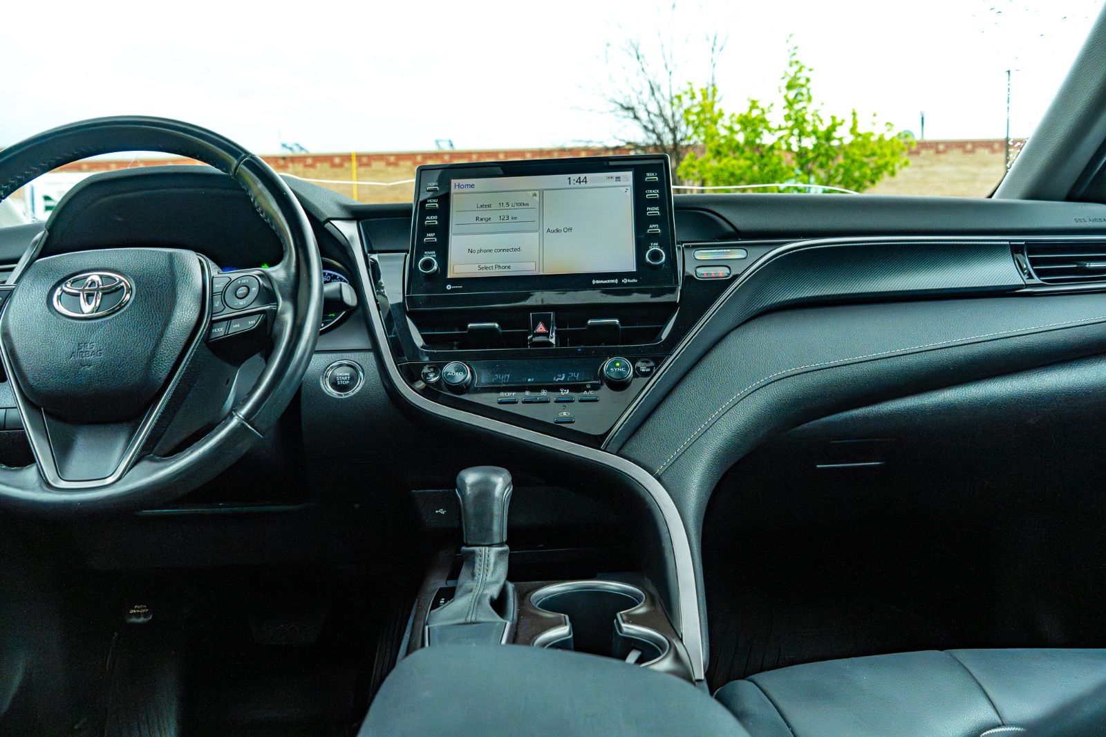 2023 Toyota Camry SE-24