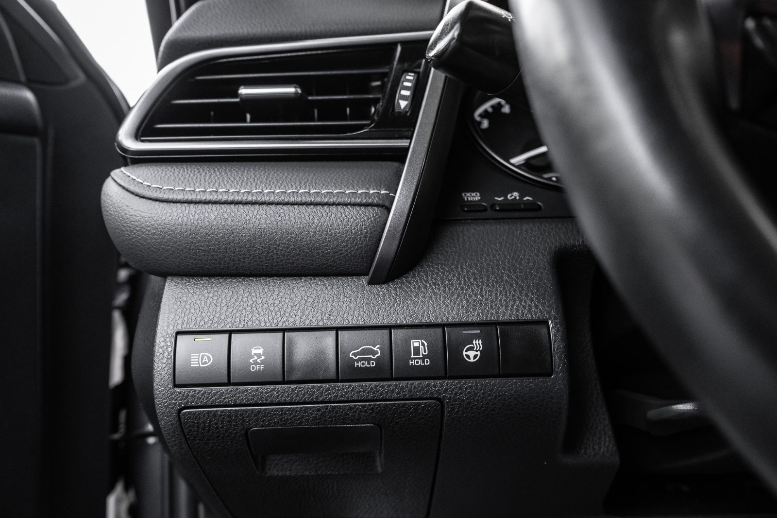 2024 Toyota Camry SE UPGRADE-20