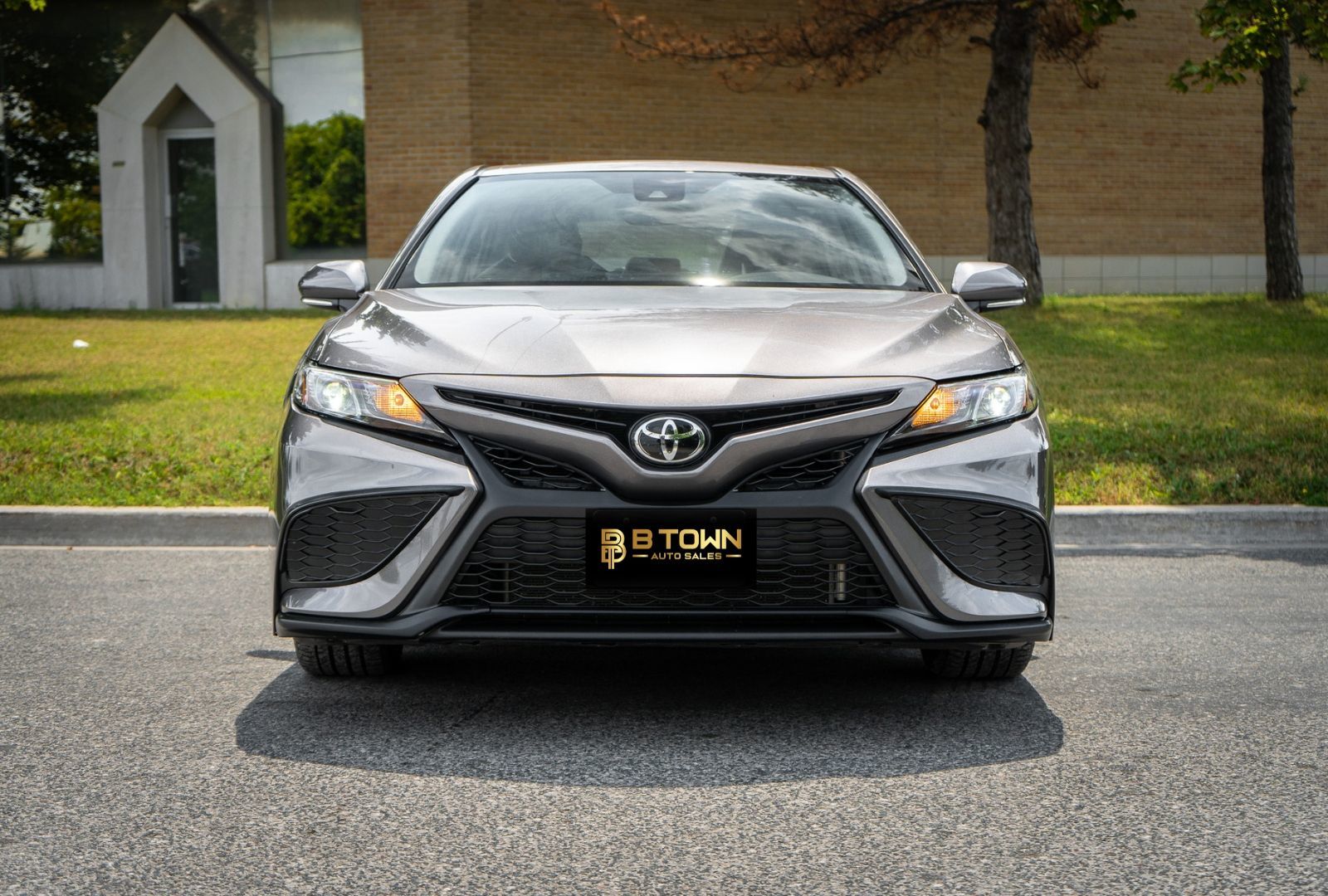 2024 Toyota Camry SE UPGRADE-1