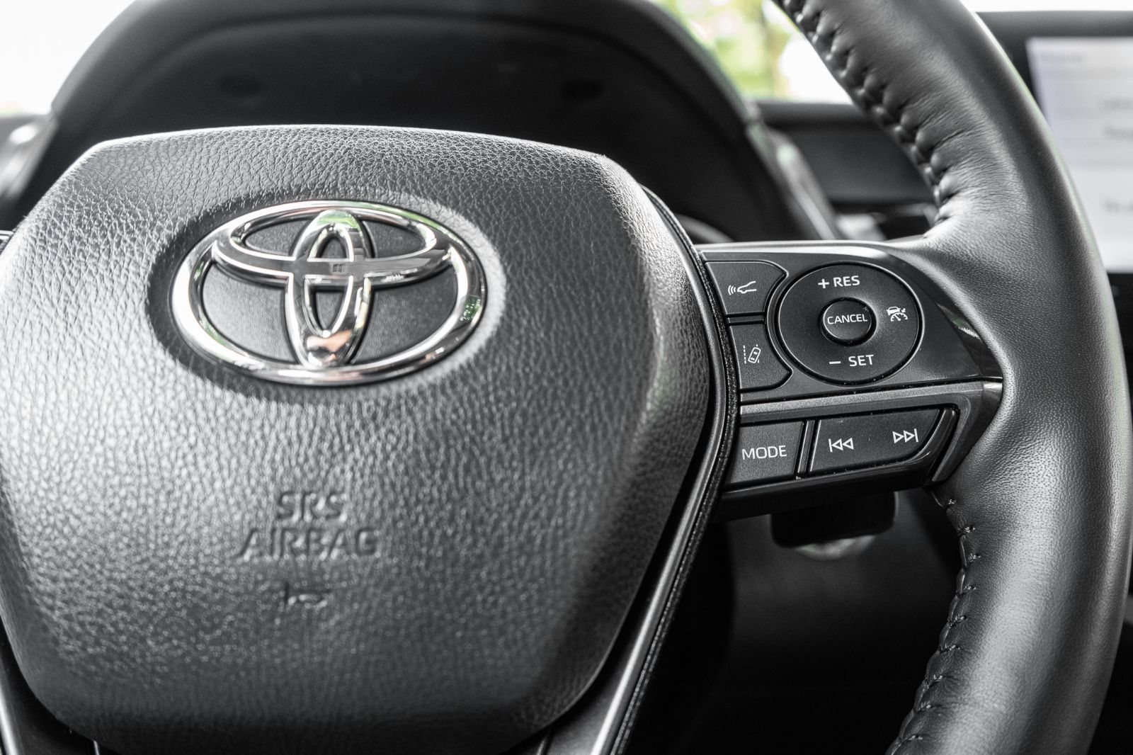 2024 Toyota Camry SE UPGRADE-11